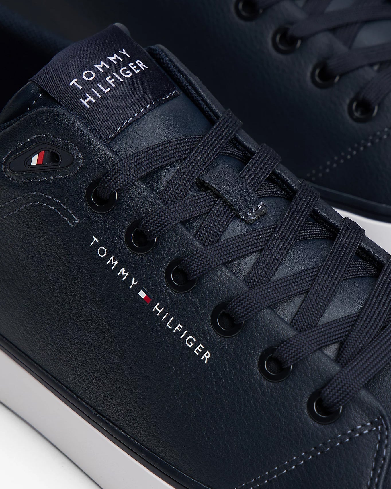 Tommy Hilfiger TH Core Low-Top Mens Vulcanised Leather Trainers - Desert Sky
