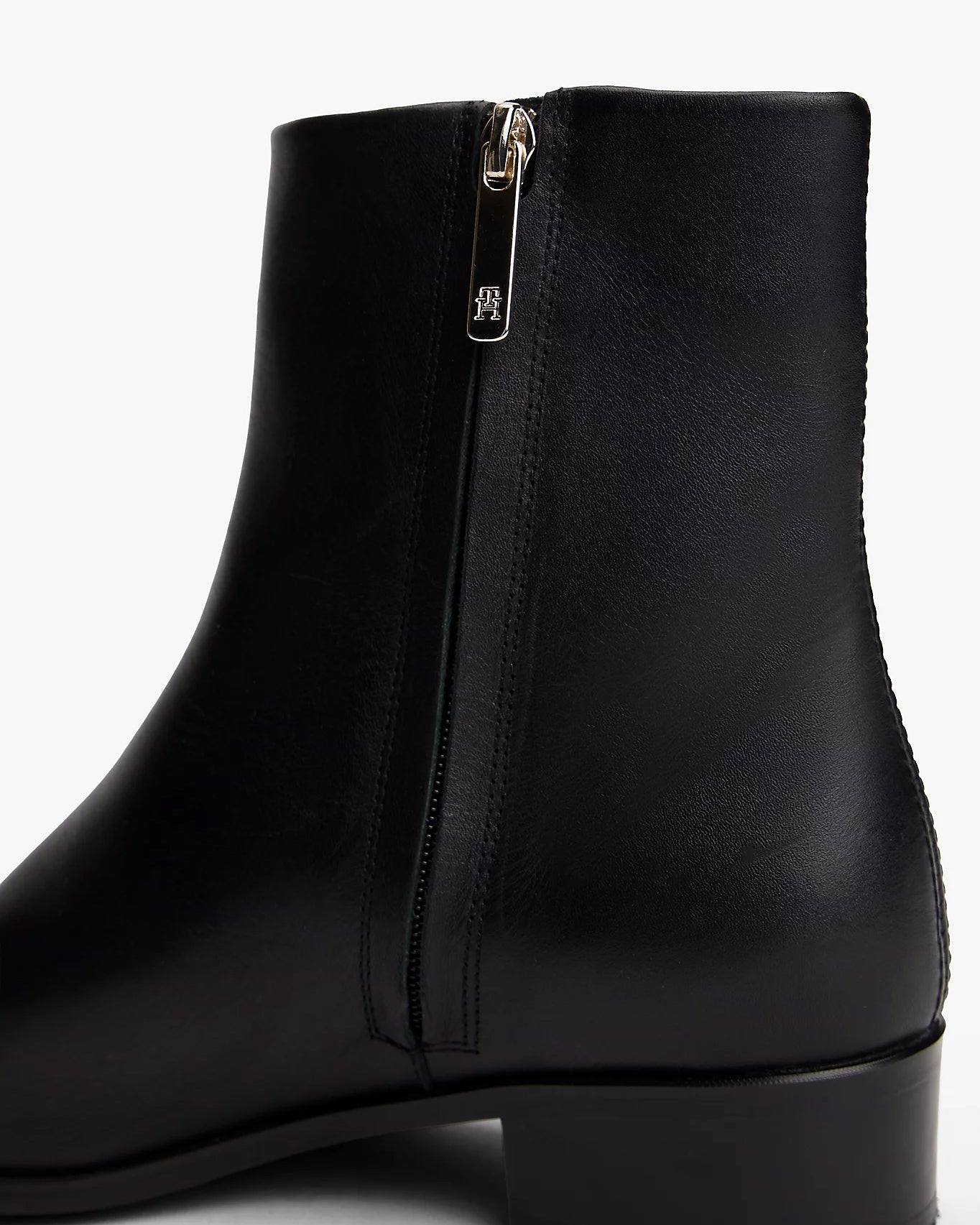 Tommy Hilfiger TH Leather Pointy Womens Zipped Booties - Black