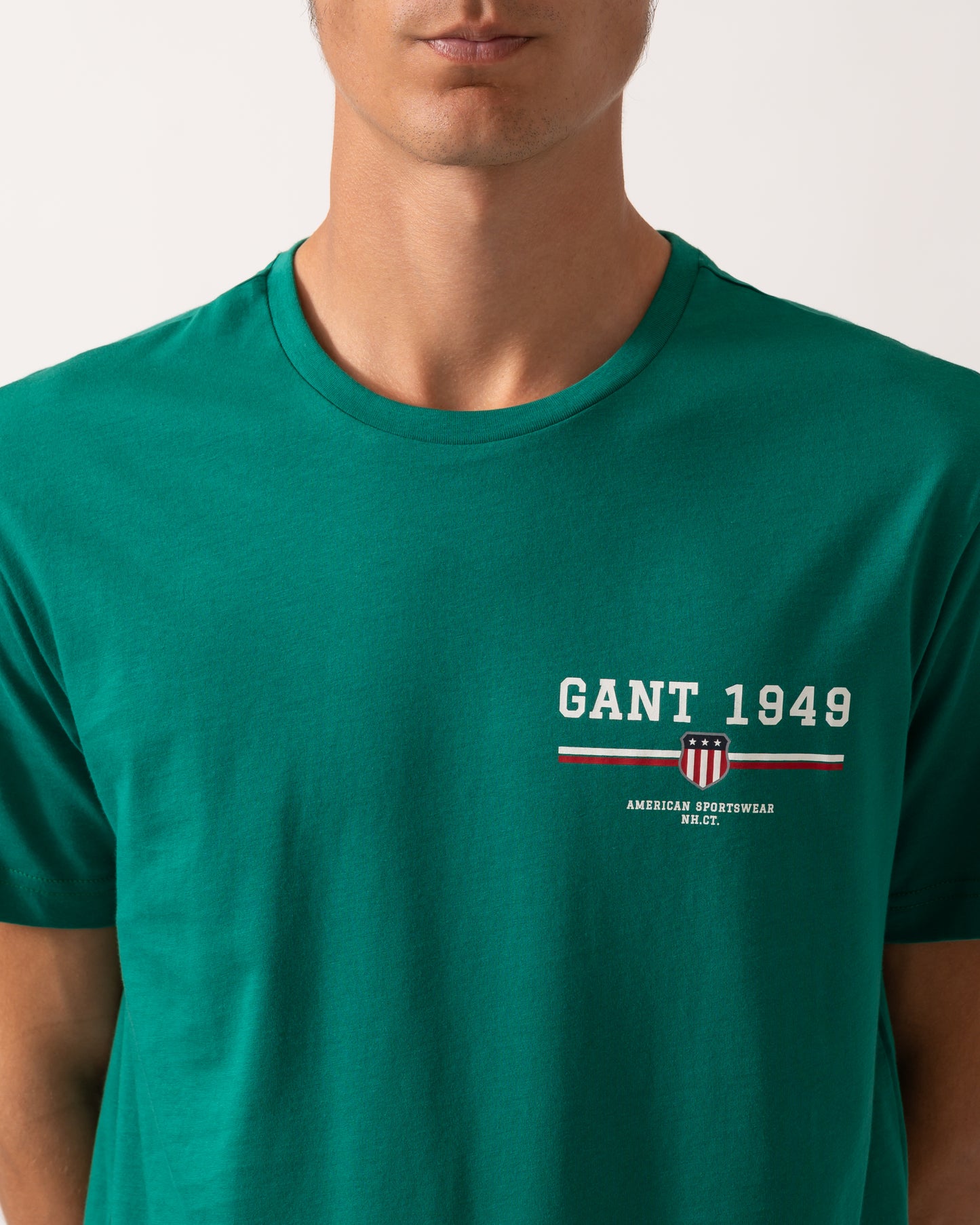 GANT Mens Graphic Short Sleeve T-Shirt - 322 Deep Green