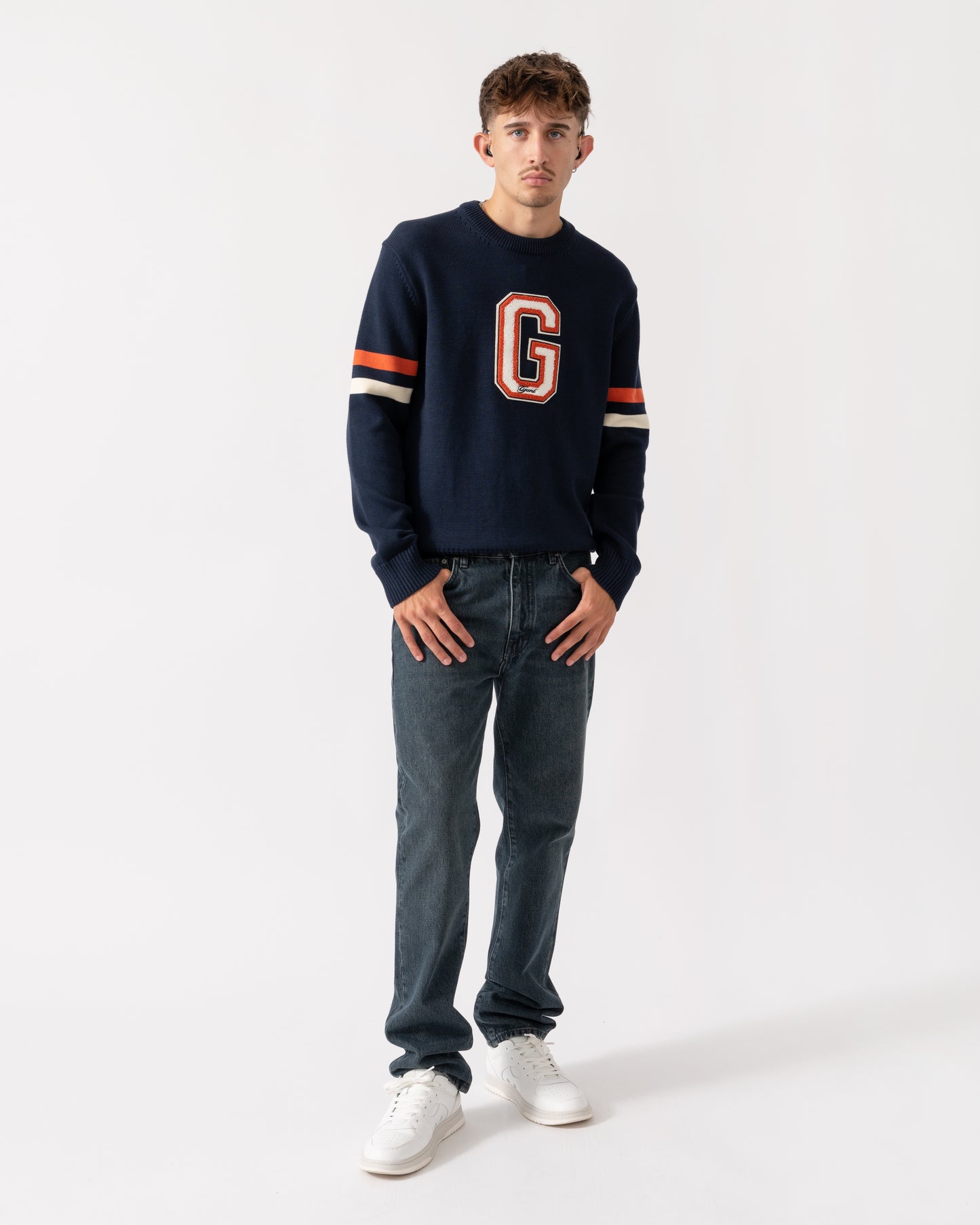 GANT Mens Graphic Badge Crew Neck Jumper - 433 Evening Blue