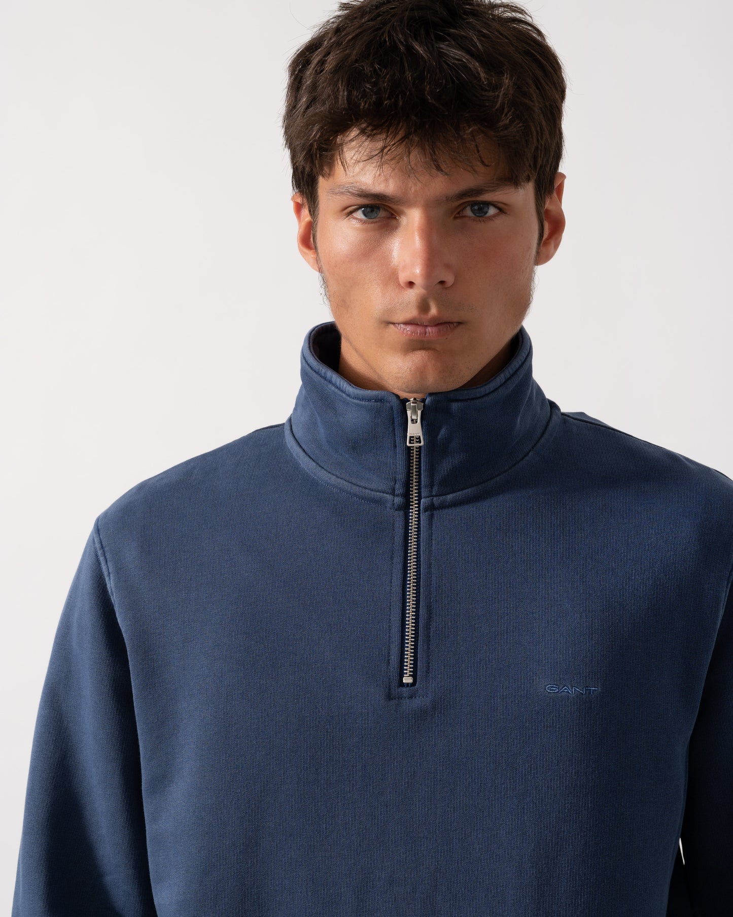 GANT Mens Regular Fit Sunfaded Half Zip Sweatshirt