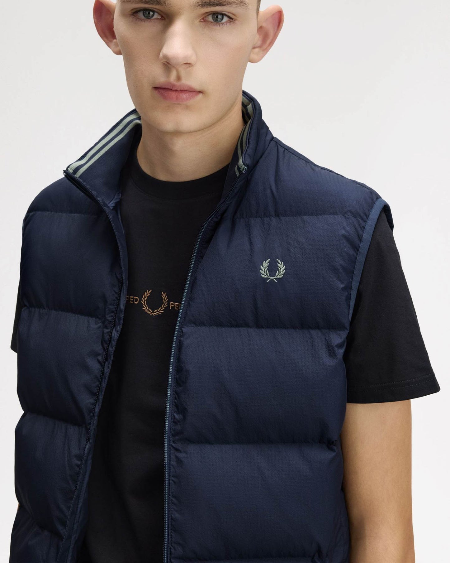 Fred Perry Mens Padded Gilet - Dark Airforce 738