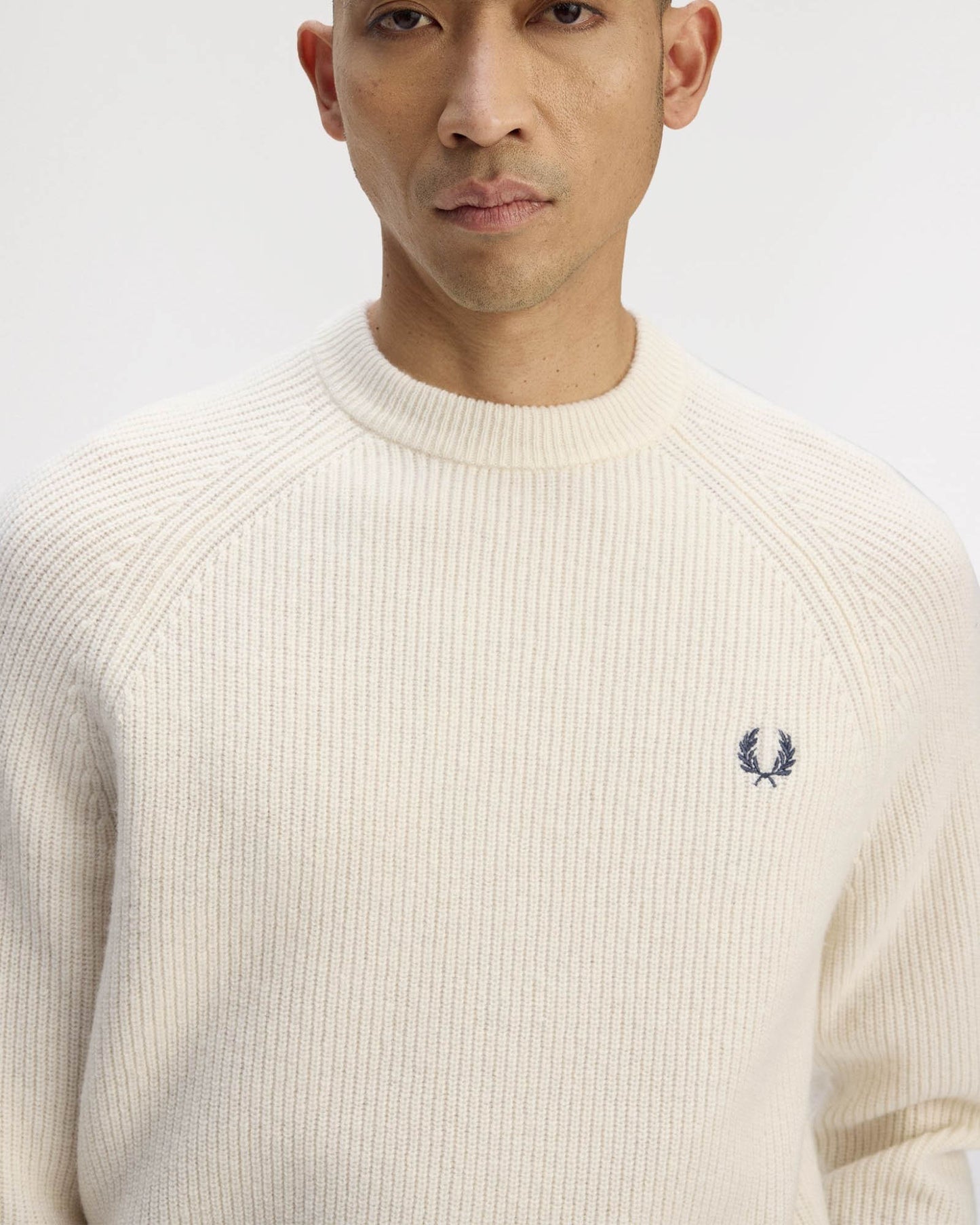 Fred Perry Mens Lambswool Raglan Jumper - Ecru 560