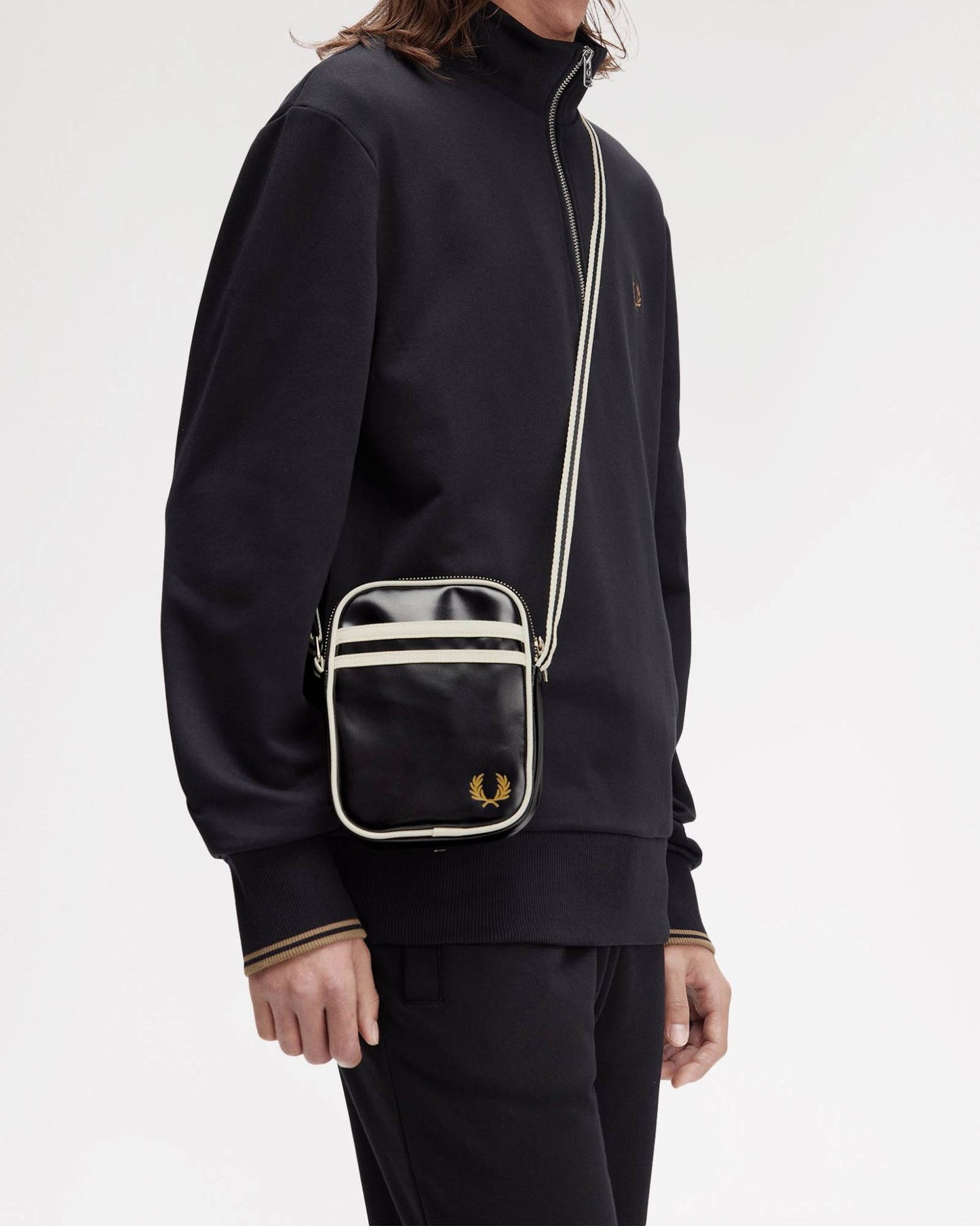 Fred Perry Classic Small Side Bag - Black/Ecru D57