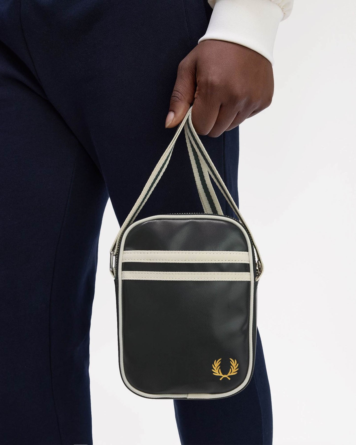 Fred Perry Classic Small Side Bag - Night Green/Ecru T11