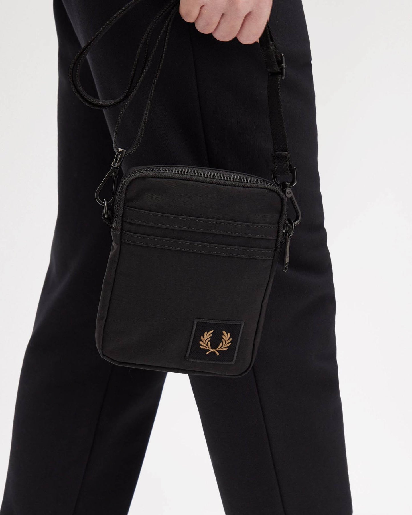 Fred Perry Nylon Badge Small Side Bag - Black 102