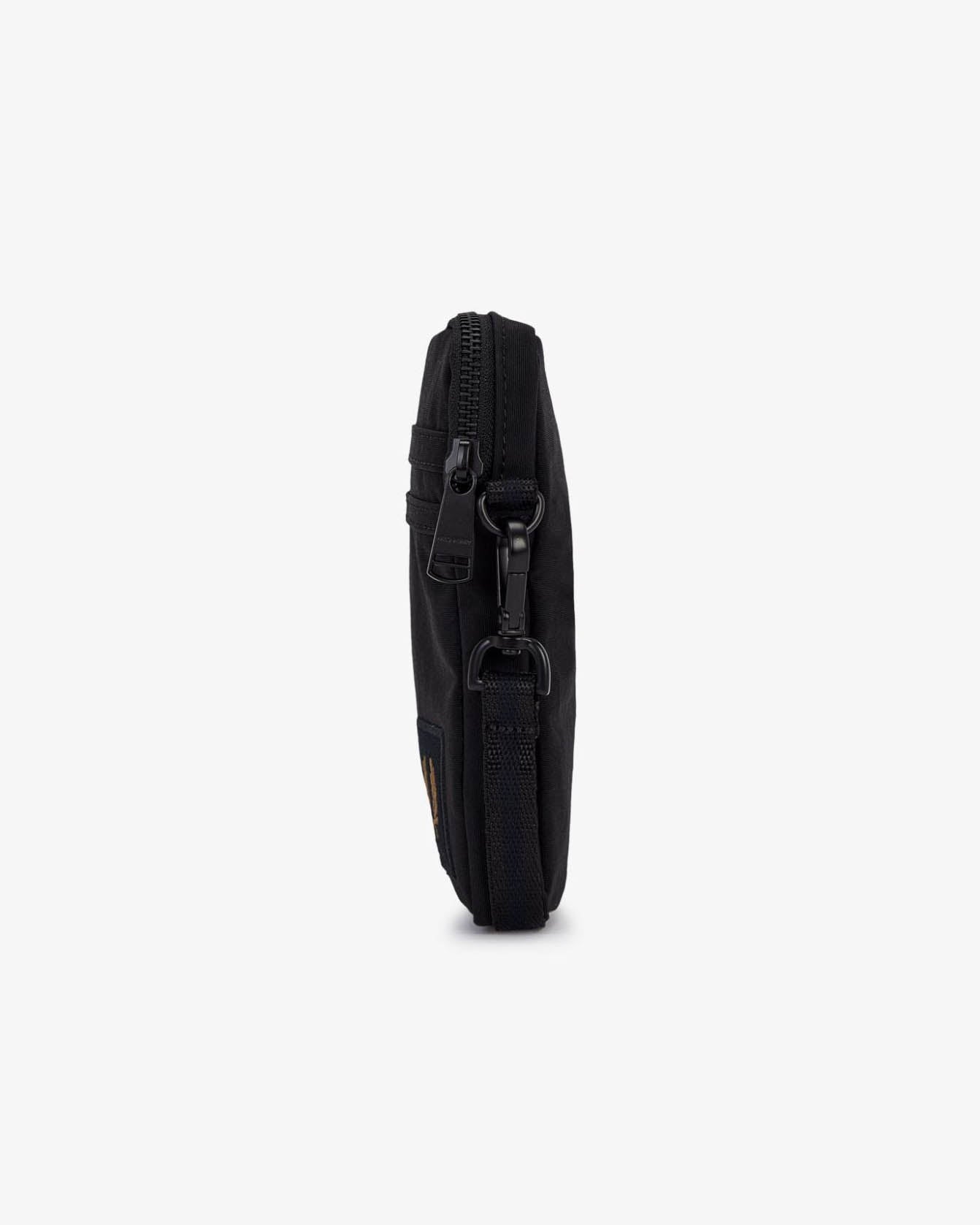 Fred Perry Nylon Badge Small Side Bag - Black 102