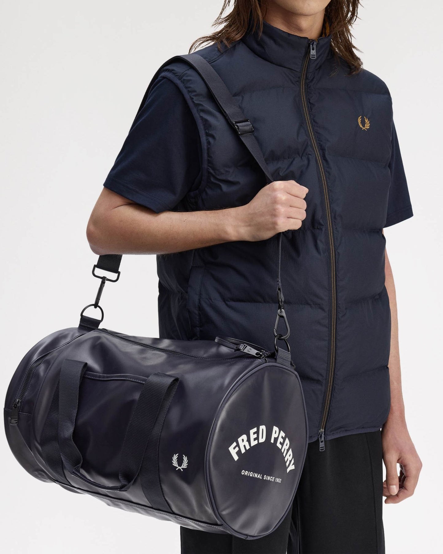 Fred Perry Tonal Barrel Bag - Navy 608