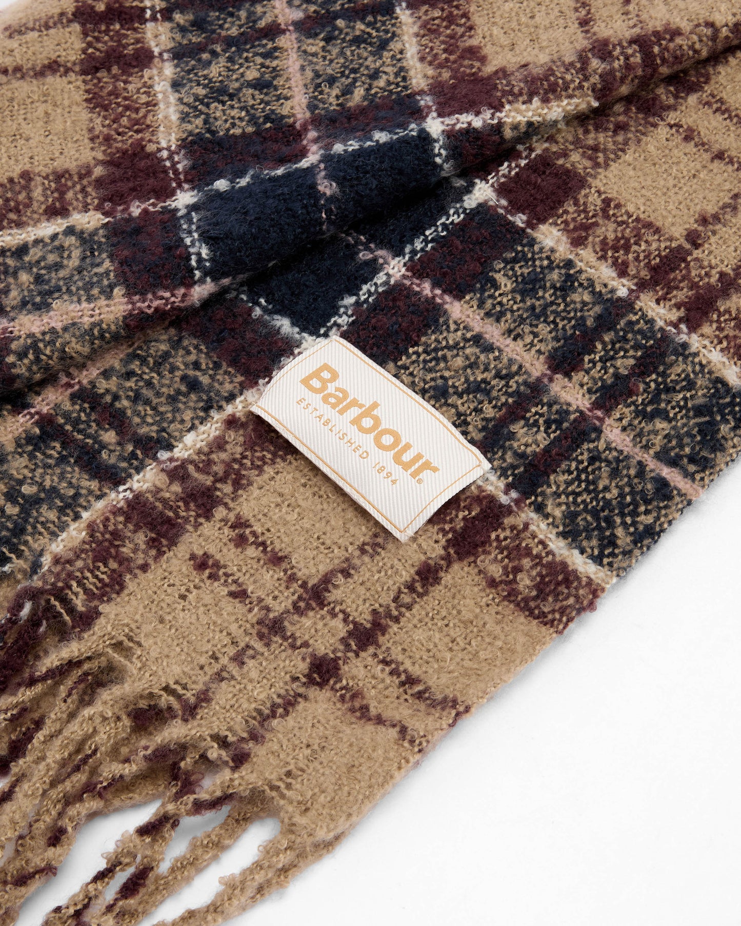 Barbour Saltburn Beanie & Tartan Scarf Set - Gardenia Tartan