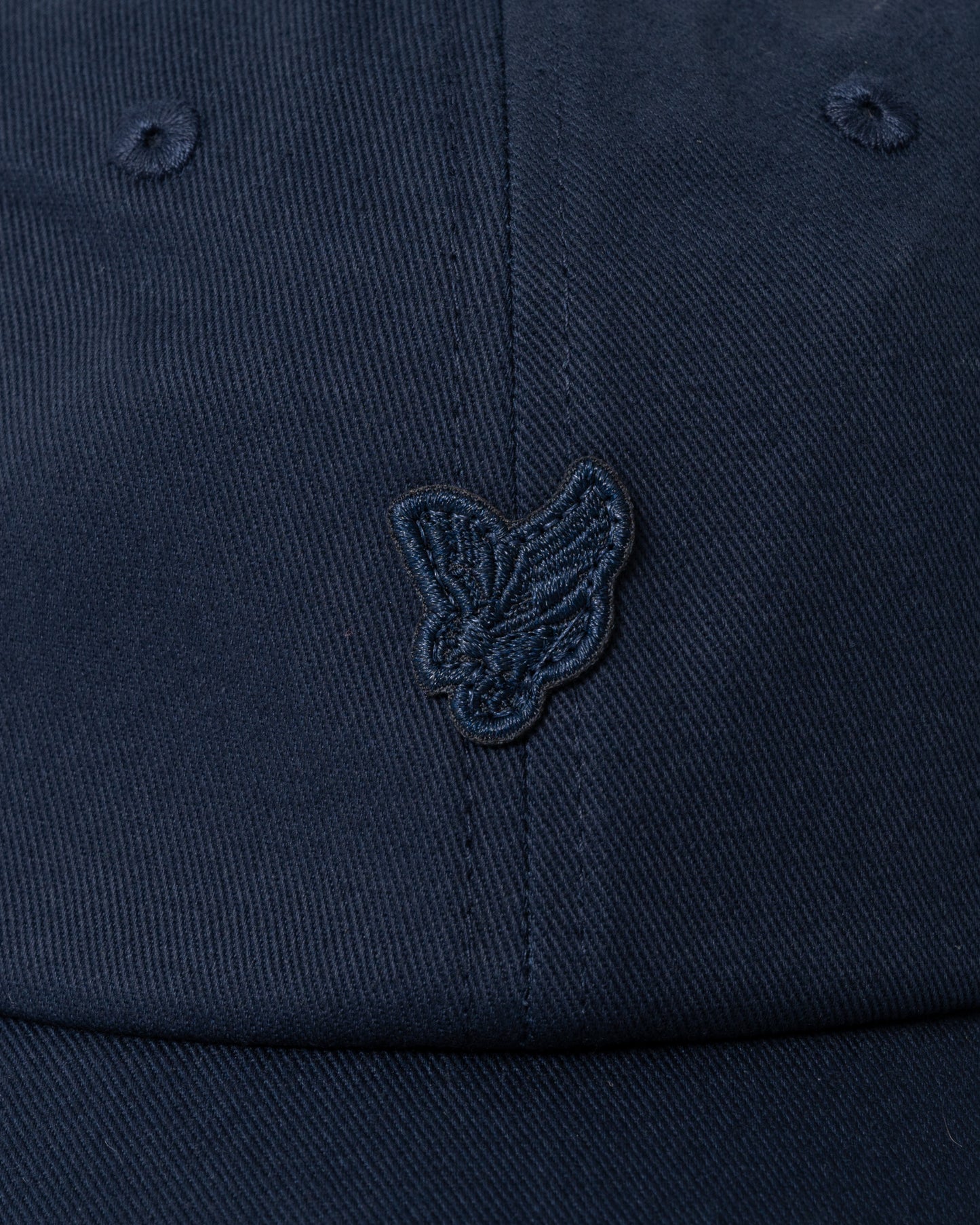Lyle & Scott Tonal Eagle Baseball Cap - Z271 Dark Navy