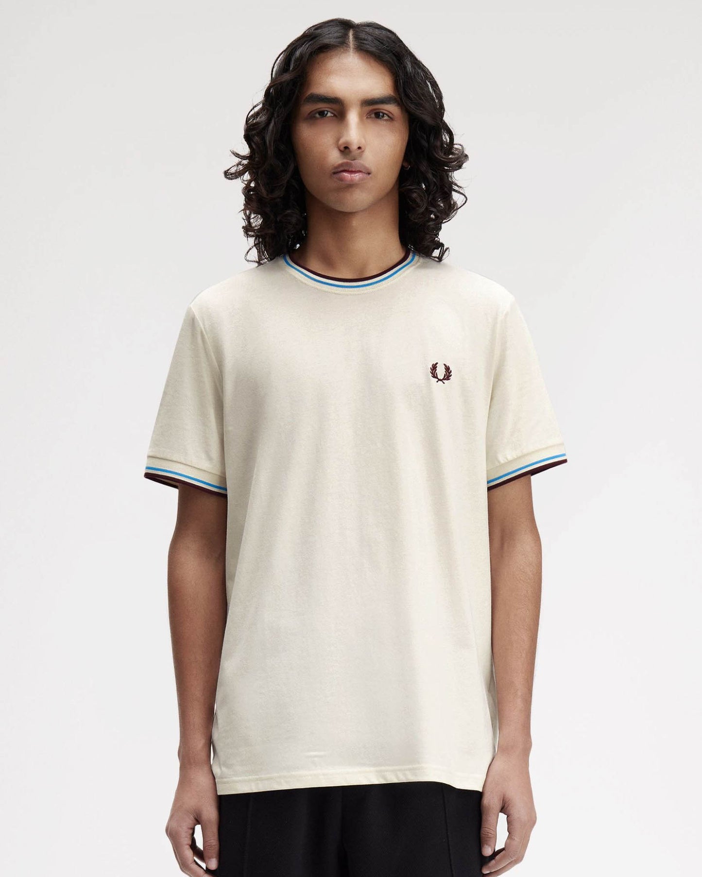 Fred Perry Mens Twin Tipped T-Shirt - Ecru/Court Blue/Oxblood Z46