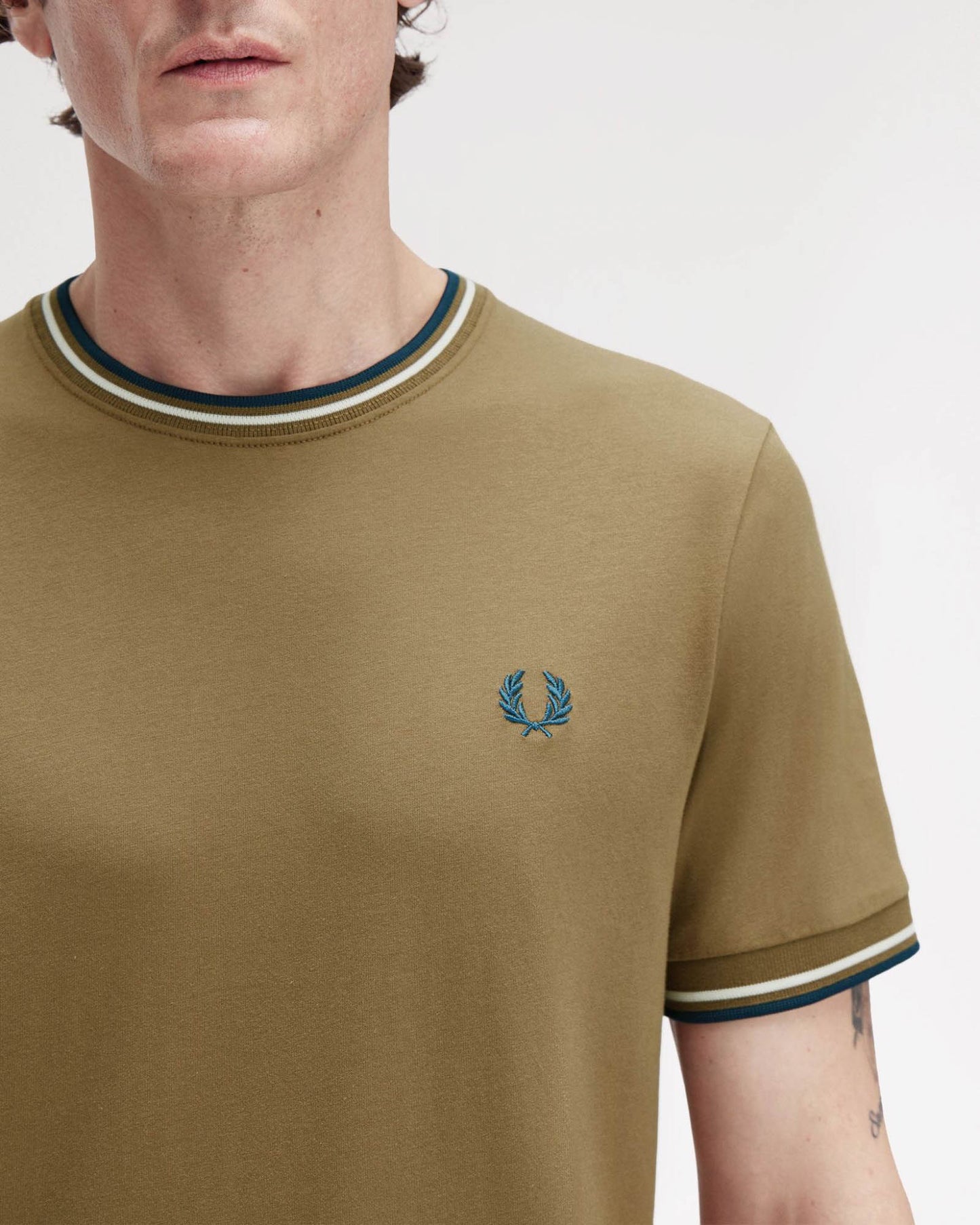 Fred Perry Mens Twin Tipped T-Shirt - Shaded Stone/Ecru/Dark Petrol Z60