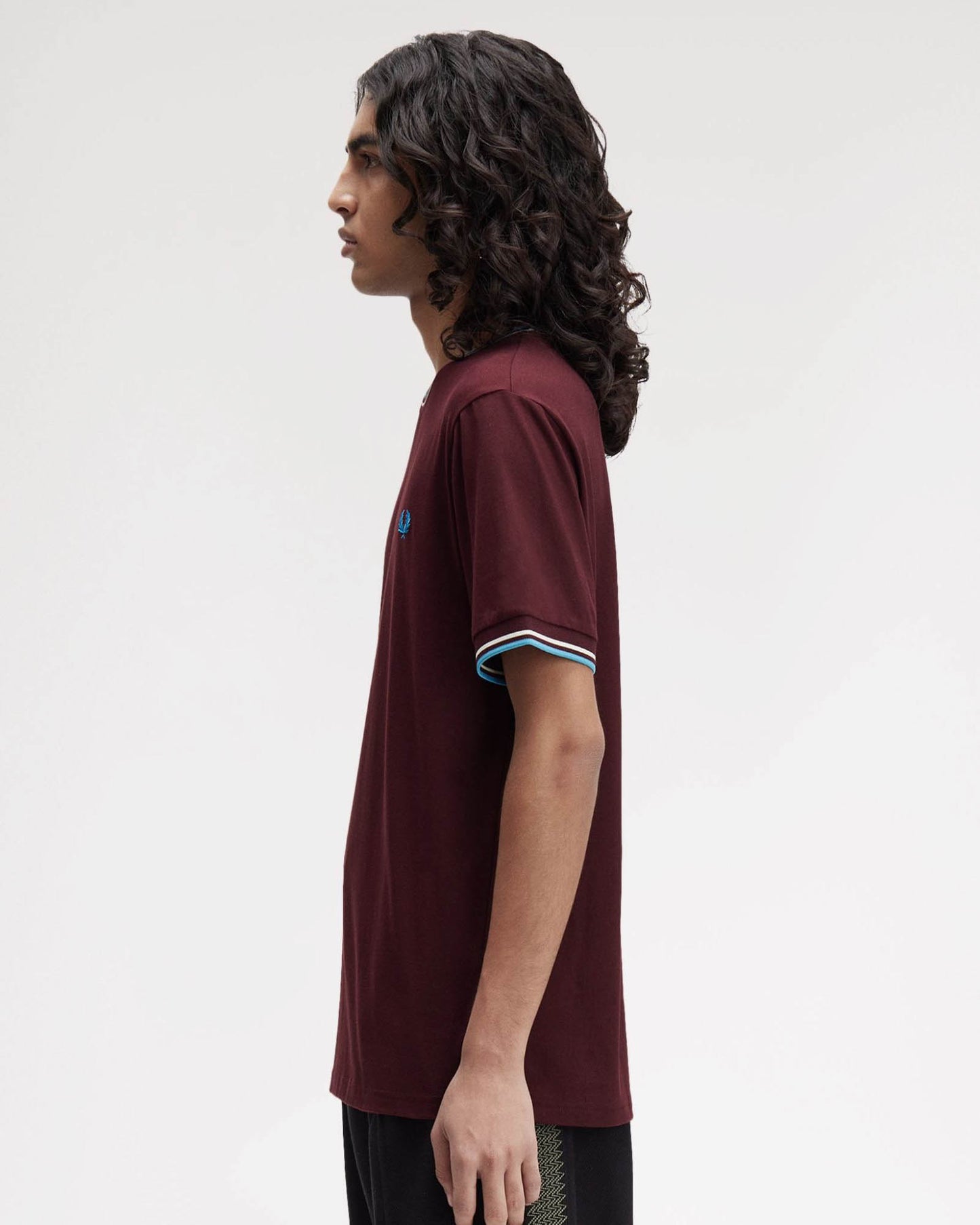 Fred Perry Mens Twin Tipped T-Shirt - Oxblood/Ecru/Court Blue Z63