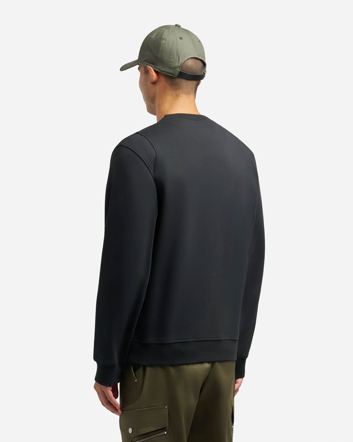 Moose Knuckles Dalon Mens Crew Neck Sweatshirt - Black 292