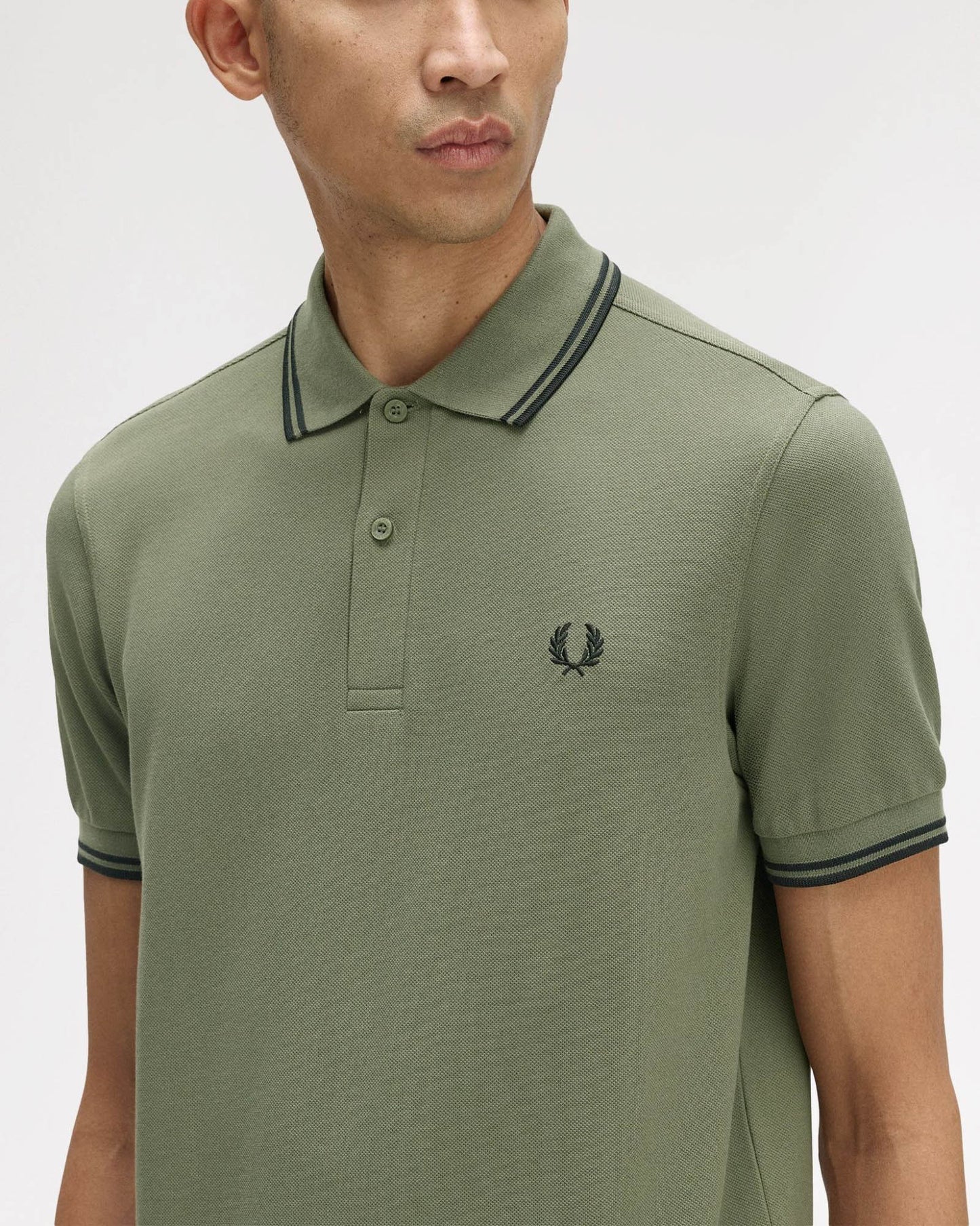 Fred Perry Mens Twin Tipped Signature Polo Shirt - Laurel Wreath Green/Black/Black Z50