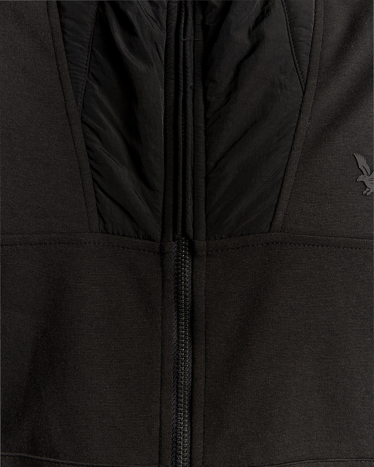Lyle & Scott Panelled Hybrid Jacket - X002 Black Ice