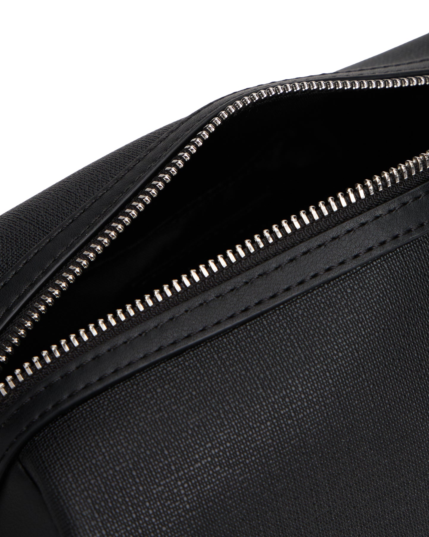 Tommy Hilfiger TH Modern Mens Washbag - Black