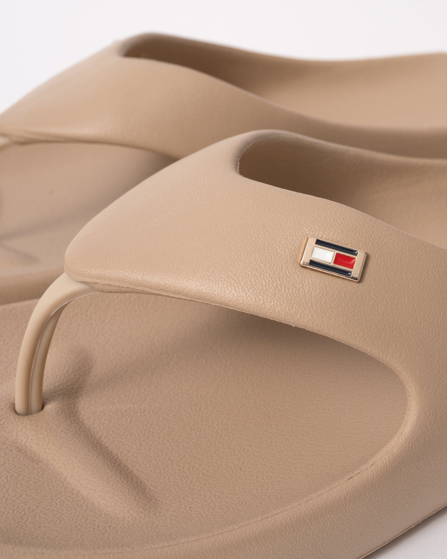 Tommy Hilfiger Comfort Womens Beach Sandal - Horseradish