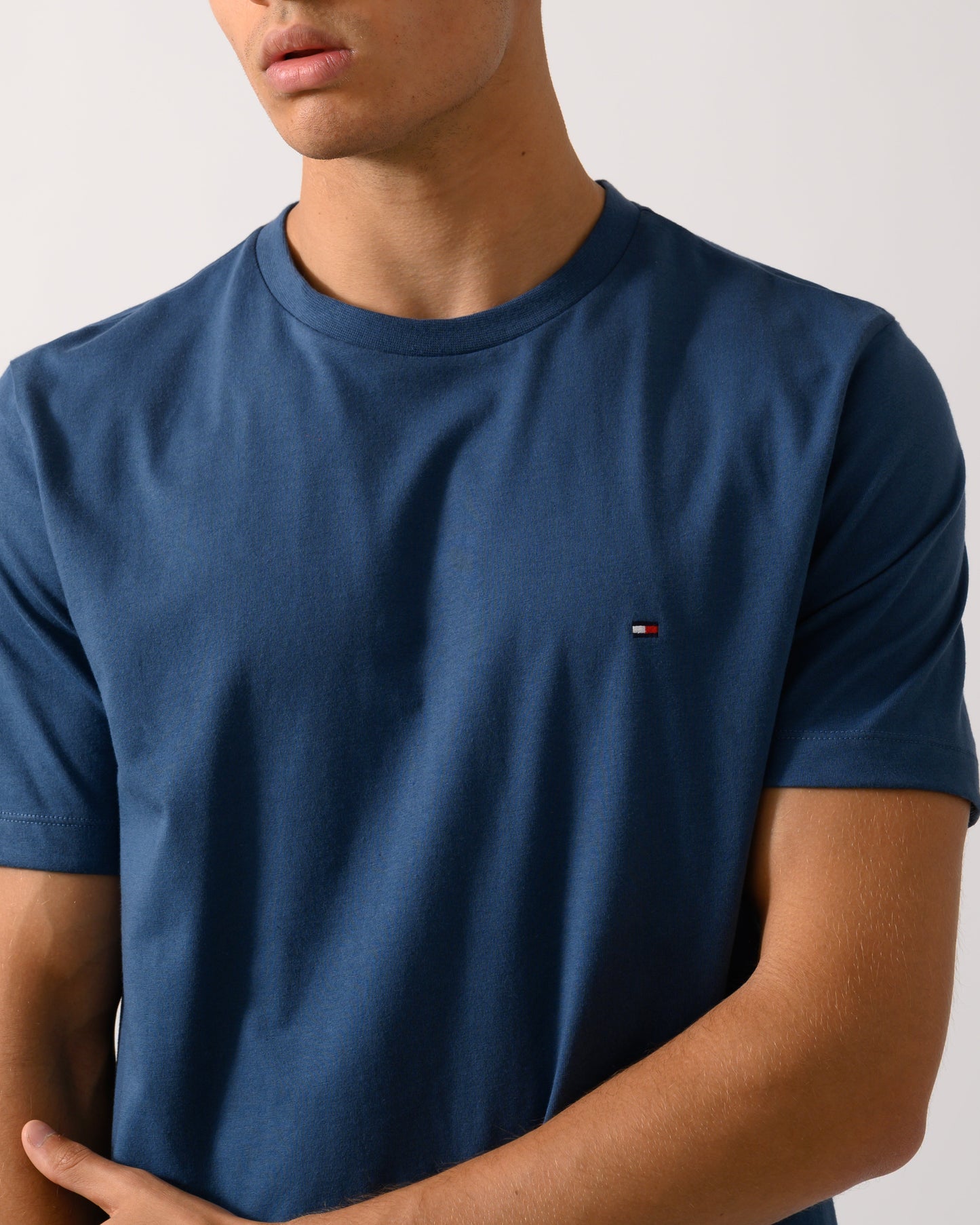 Tommy Hilfiger Essential Seasonal Regular Fit Solid Mens T-Shirt - Aegean Sea