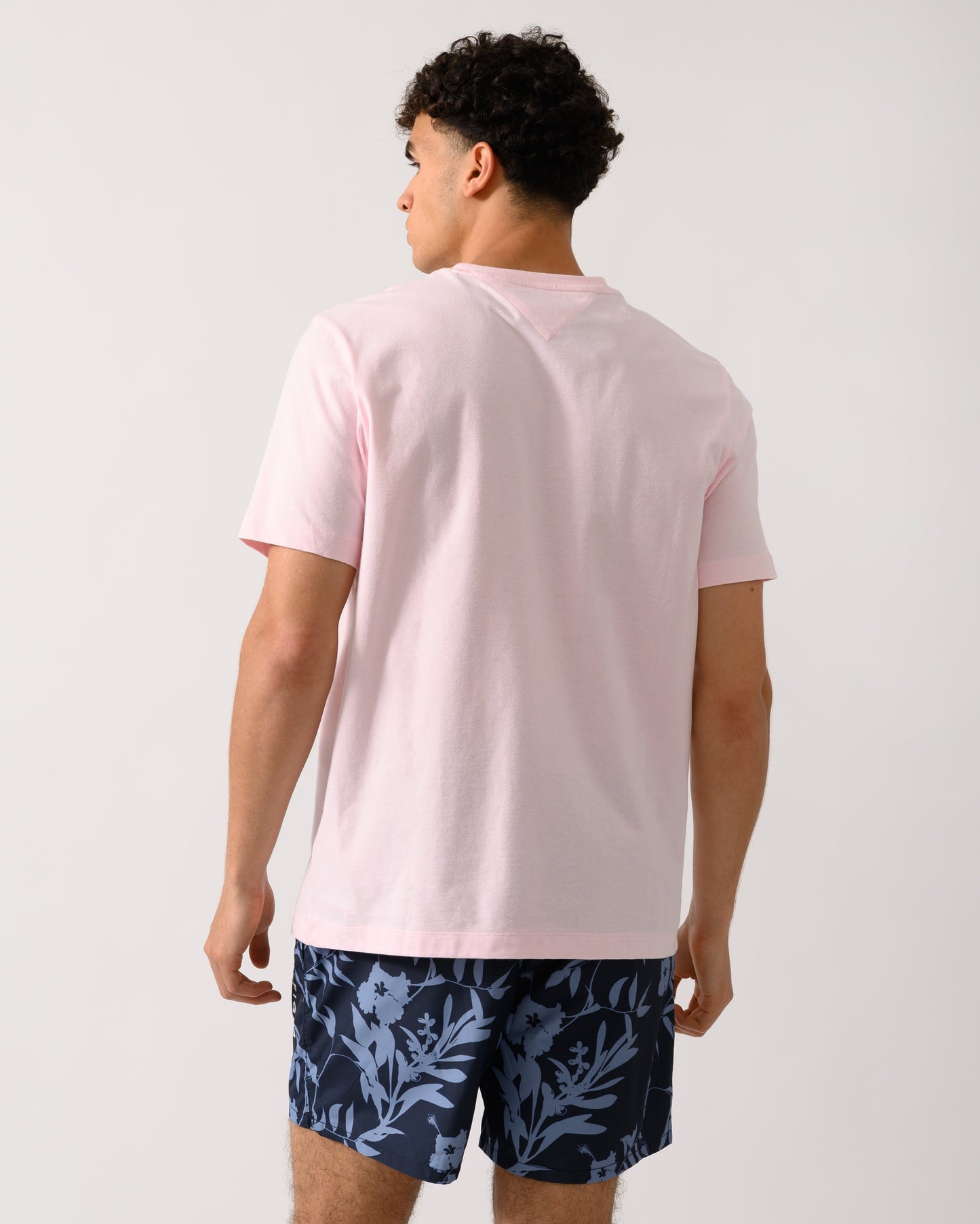 Tommy Hilfiger Essential Seasonal Regular Fit Solid Mens T-Shirt - Pink Lily