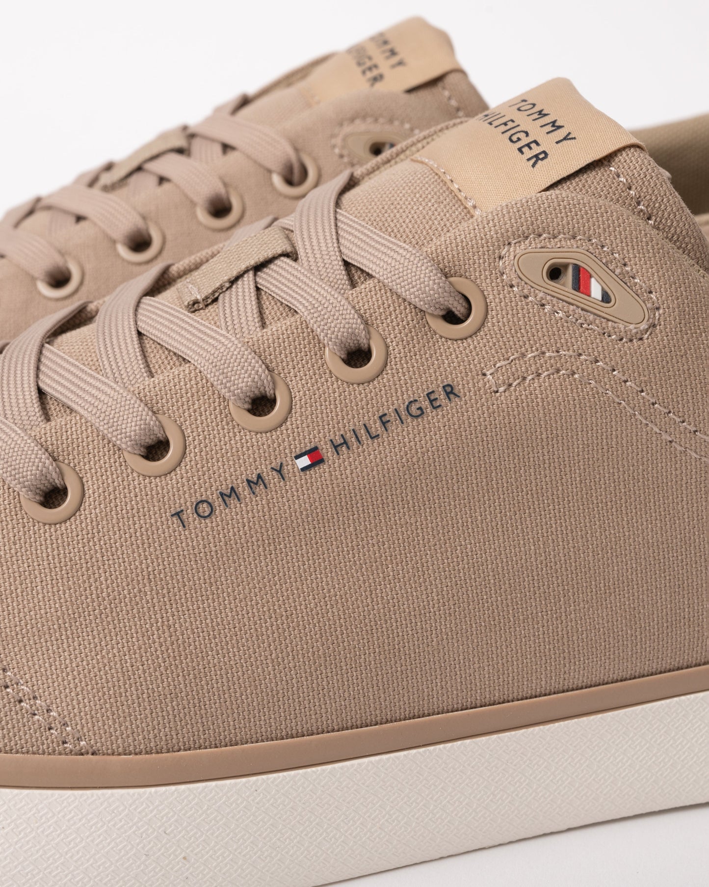 Tommy Hilfiger High Vulc Low Core Mens Trainer - Beige