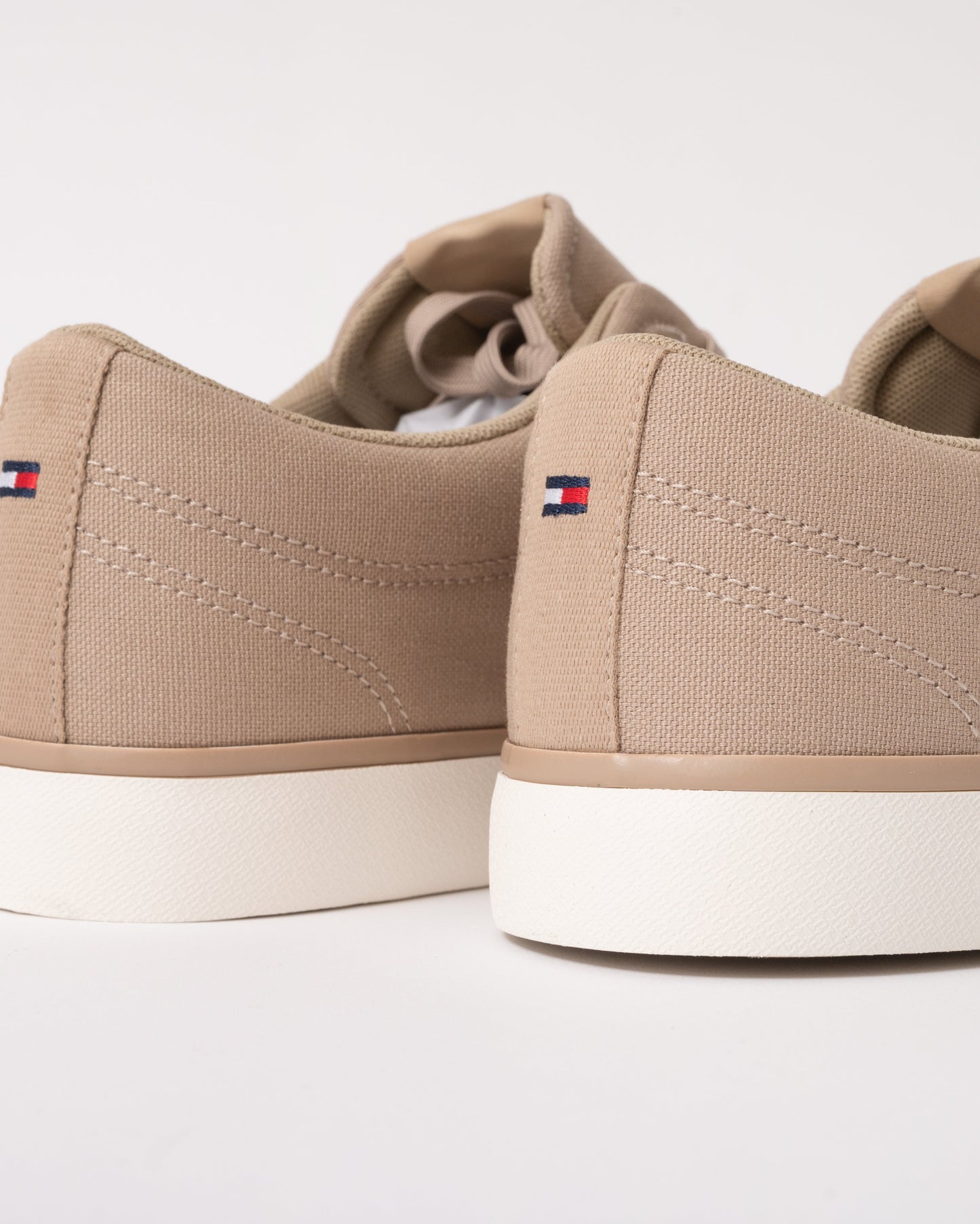 Tommy Hilfiger High Vulc Low Core Mens Trainer - Beige