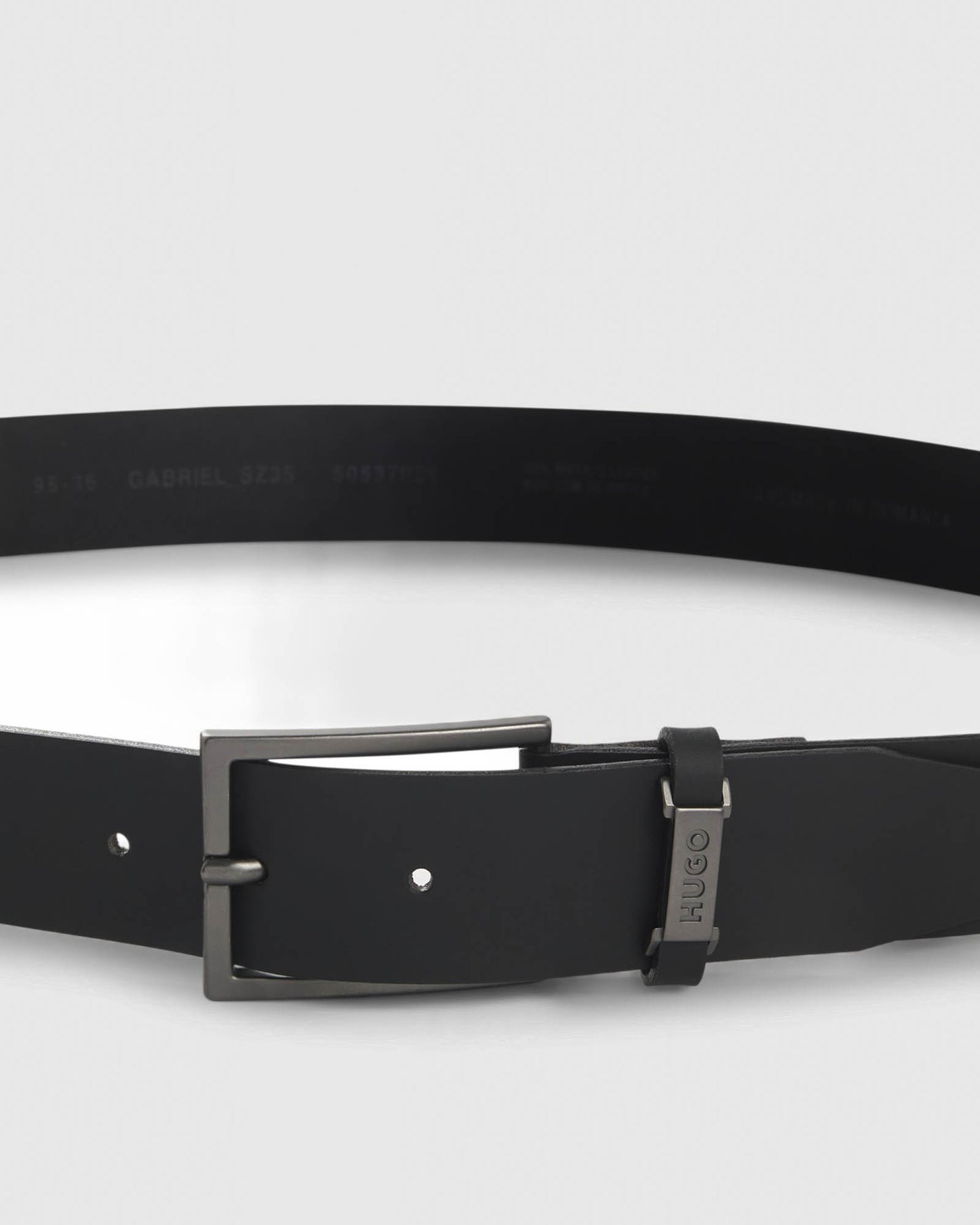 HUGO Gabriel Mens Buffalo-Leather Belt with Logo Keeper and Polished Hardware - Black 002