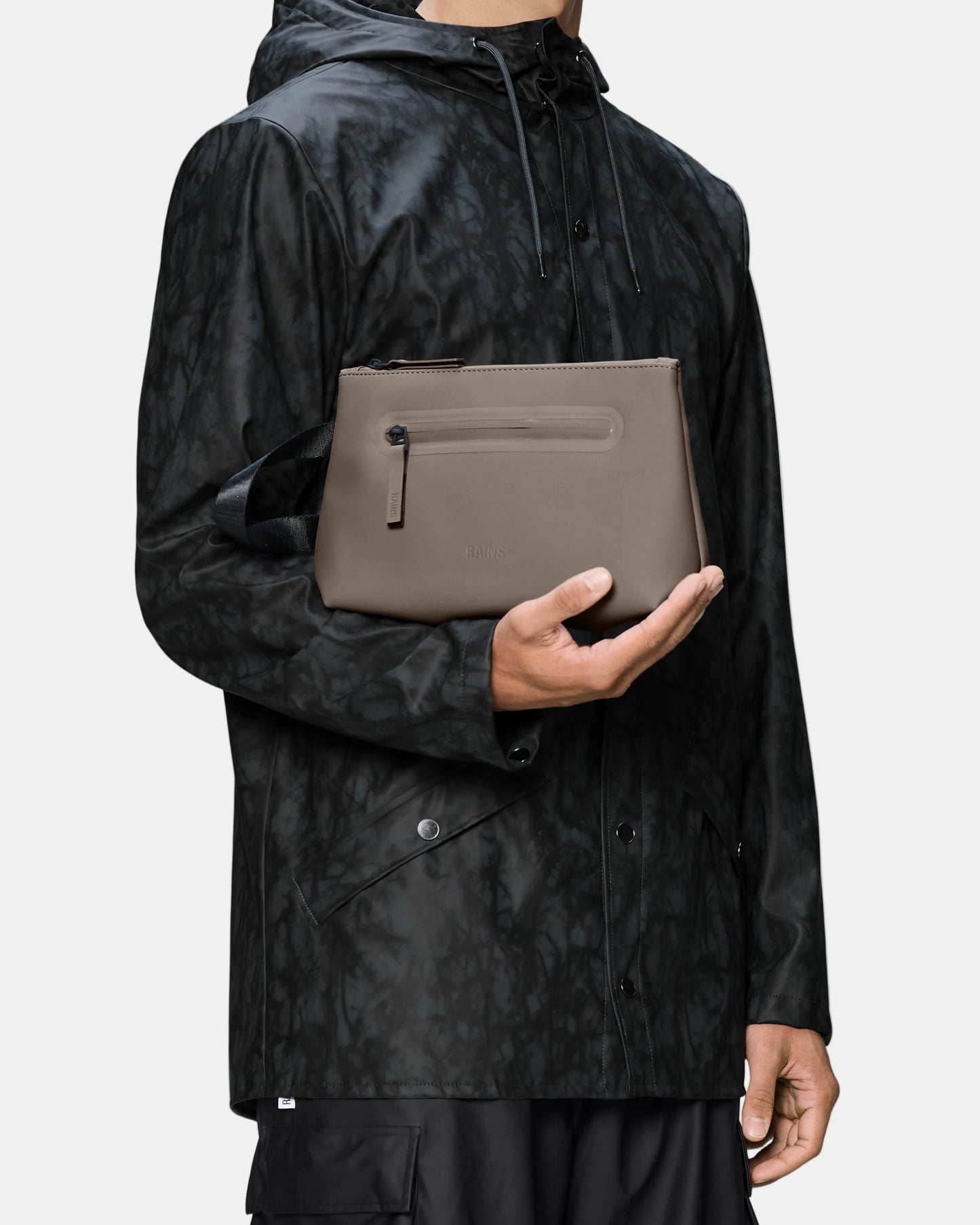 Rains Cosmetic Bag Zip - Cinder 173. Model. 