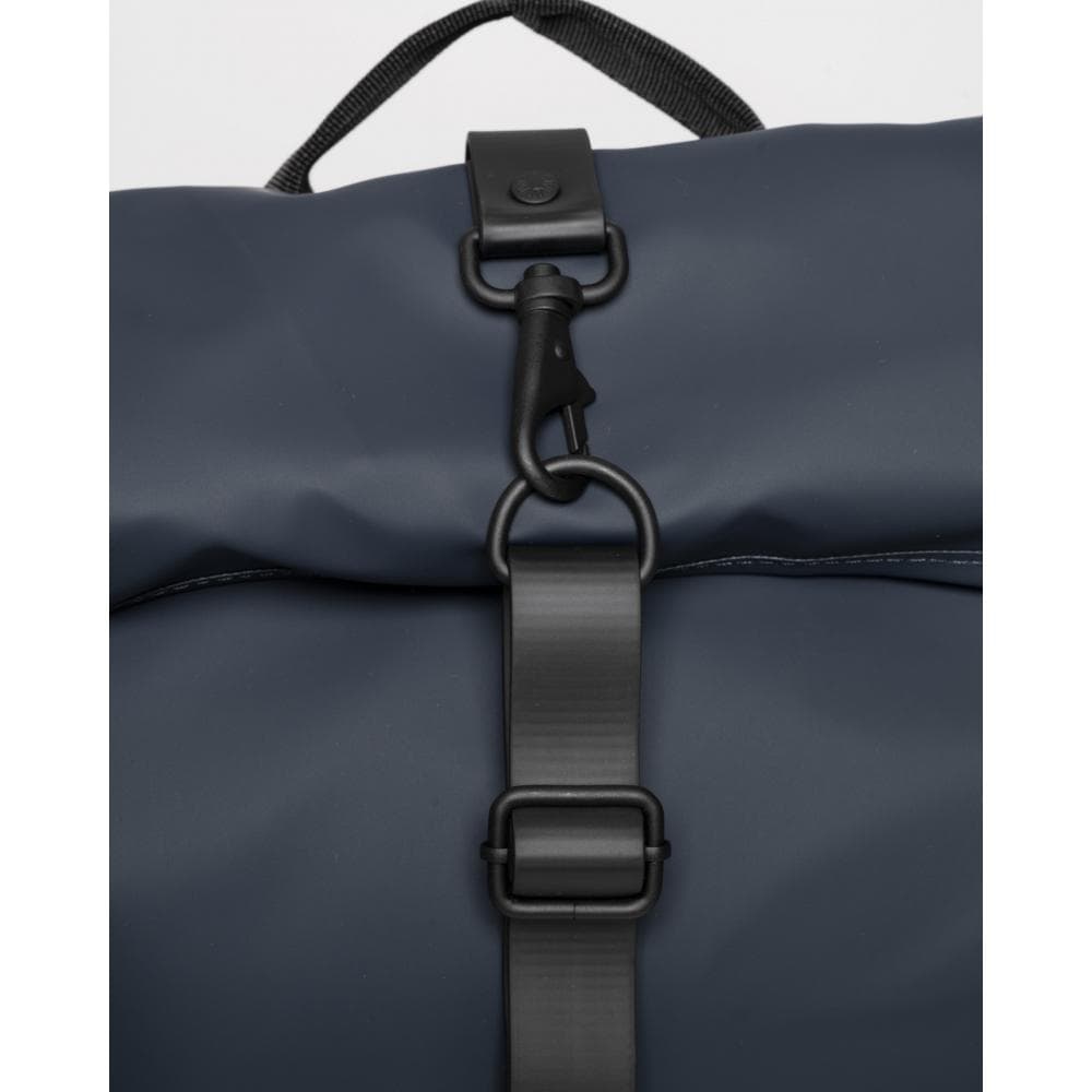 Rains Rolltop Rucksack - 47 Navy