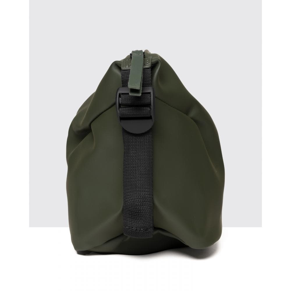 Rains Weekend Wash Bag - 03 Green
