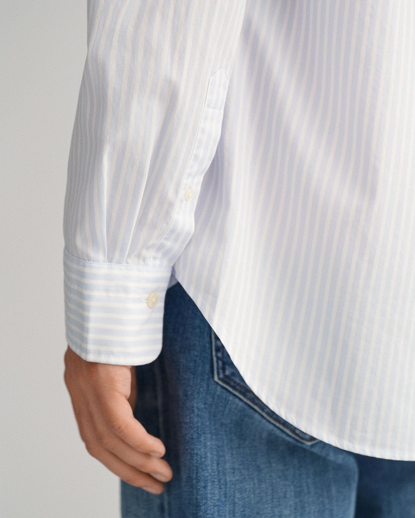 GANT Mens Regular Fit Long Sleeve Poplin Stripe Shirt - 455 Light Blue