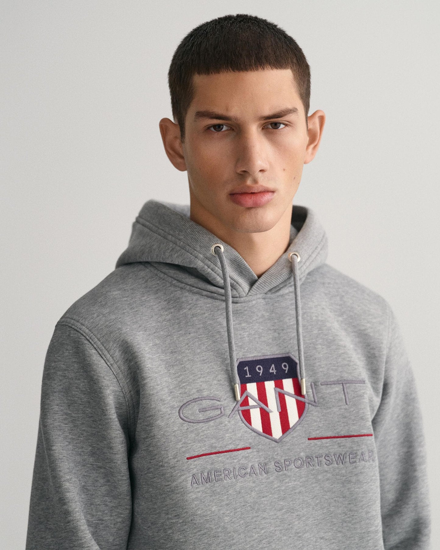 GANT Mens Regular FIt Archive Shield Pullover Hoodie - 93 Grey Melange