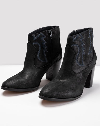 Kanna Adele Bunny Boot