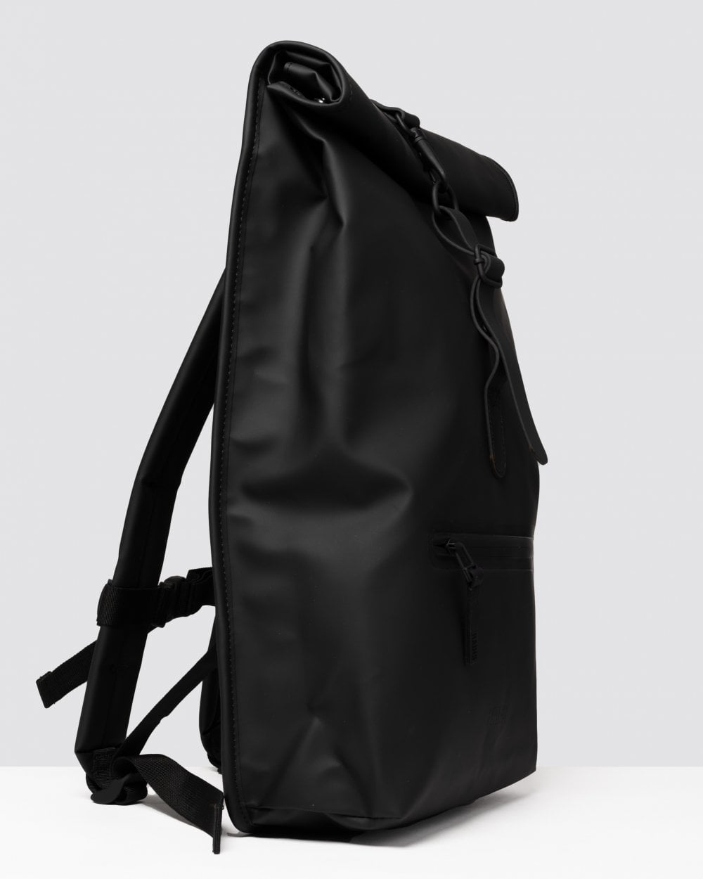 Rains Rolltop Rucksack - 01 Black