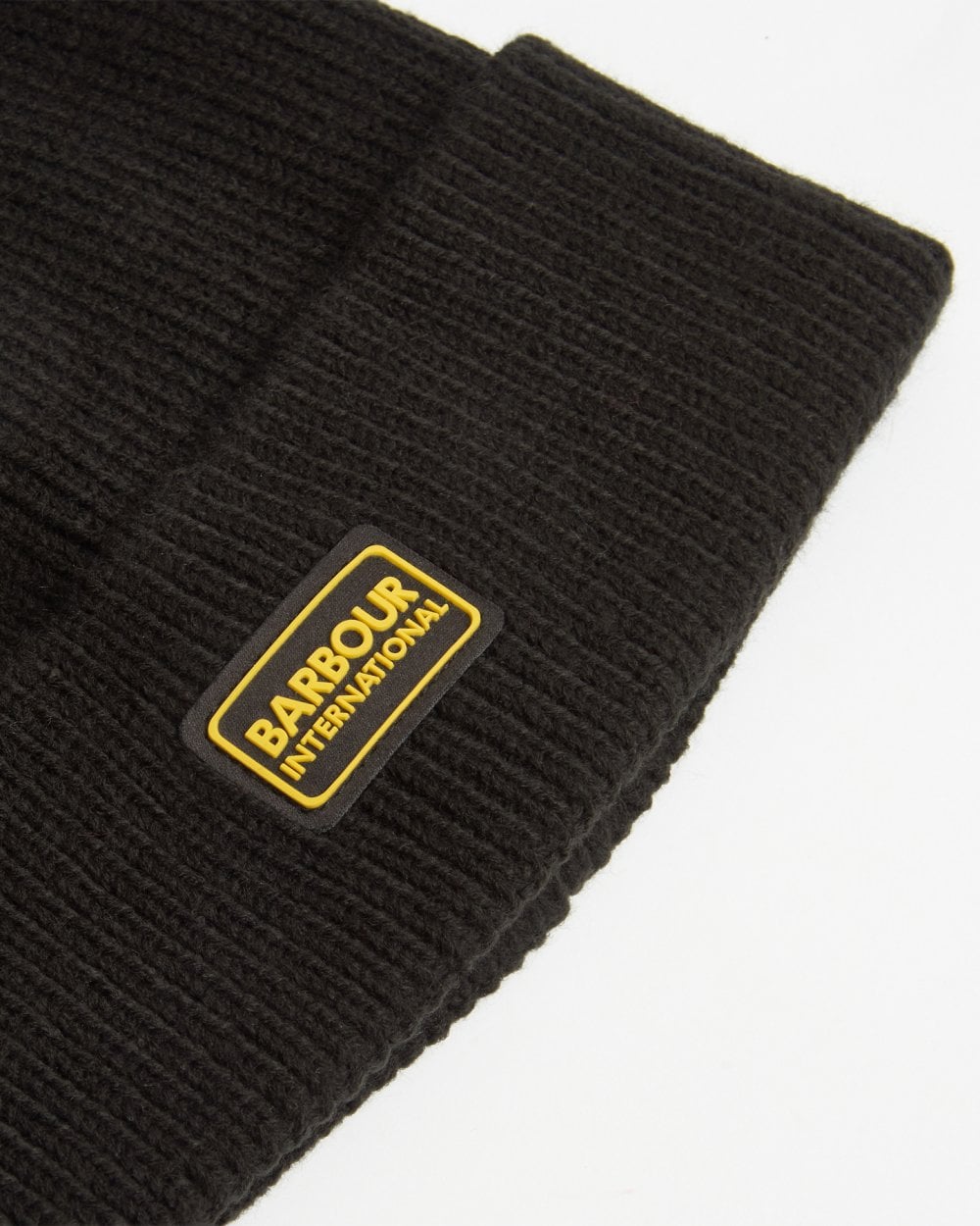 Barbour International Sweeper Legacy Mens Beanie & Scarf Gift Set