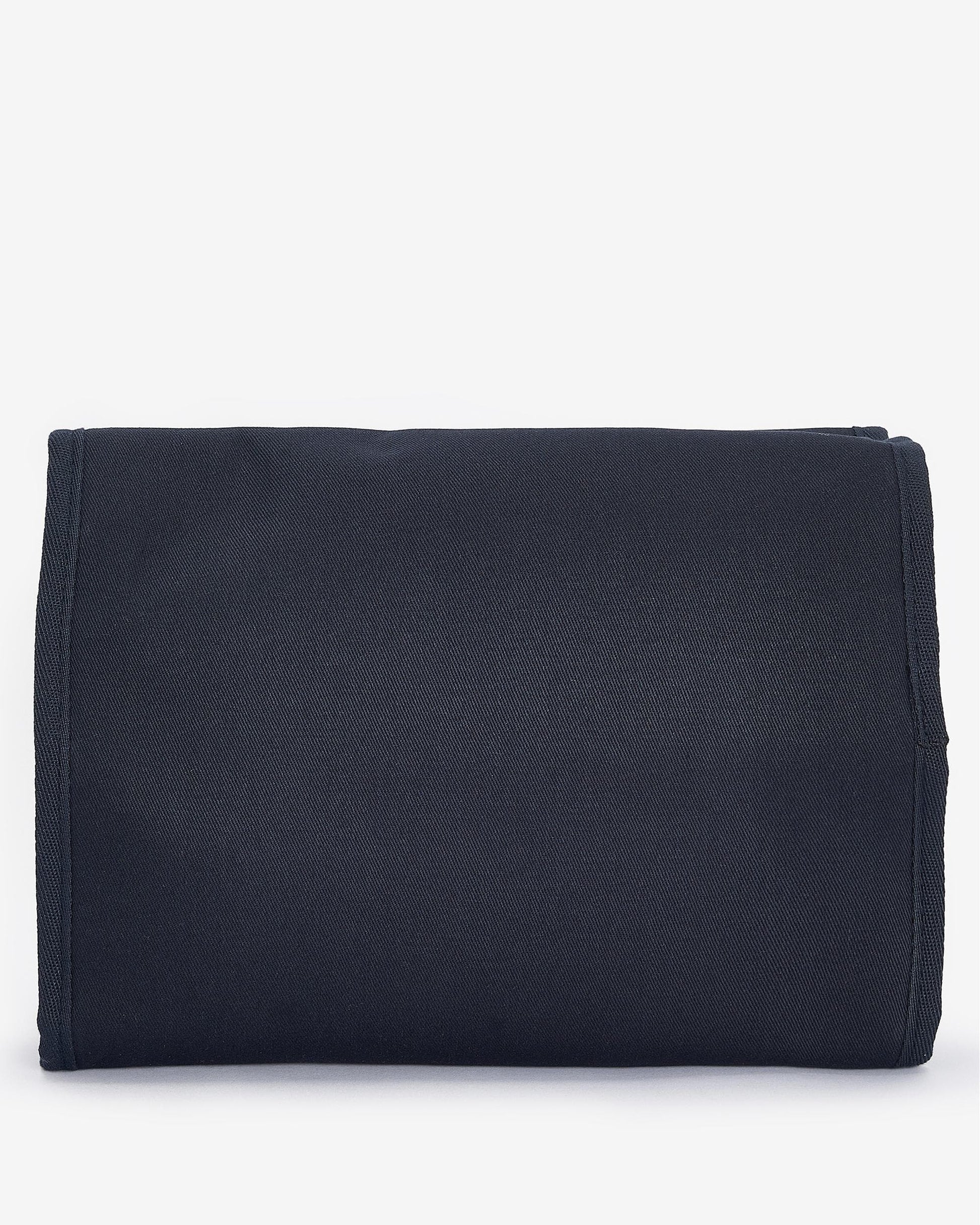 Barbour Cascade Mens Hanging Washbag