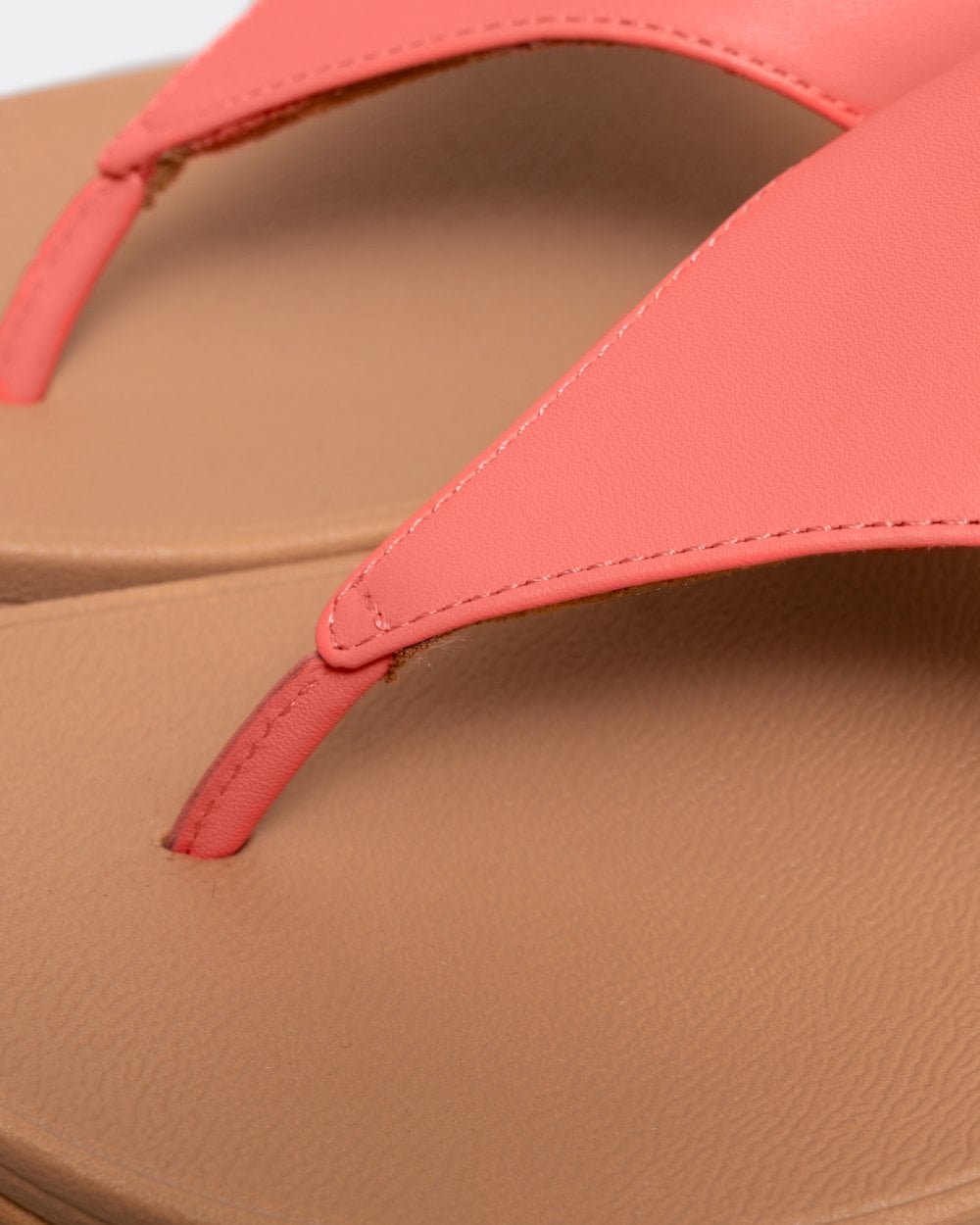 Fitflop Lulu Leather Toepost Womens Flip-Flop - Rosy Coral B09