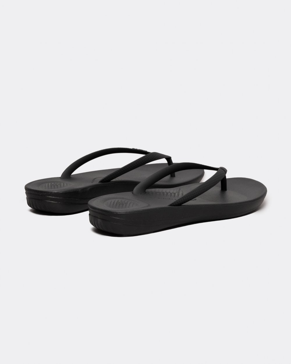 Fitflop Iqushion Womens Ergonomic Flip-Flops - All Black 090 - CHO - Designer Womens Sandals