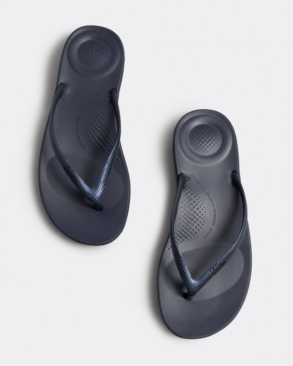 Fitflop Iqushion Womens Ergonomic Flip-Flops - Midnight Navy 399 - CHO - Designer Womens Sandals