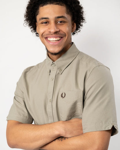 Fred Perry Mens Short Sleeve Oxford Shirt - Warm Grey U54