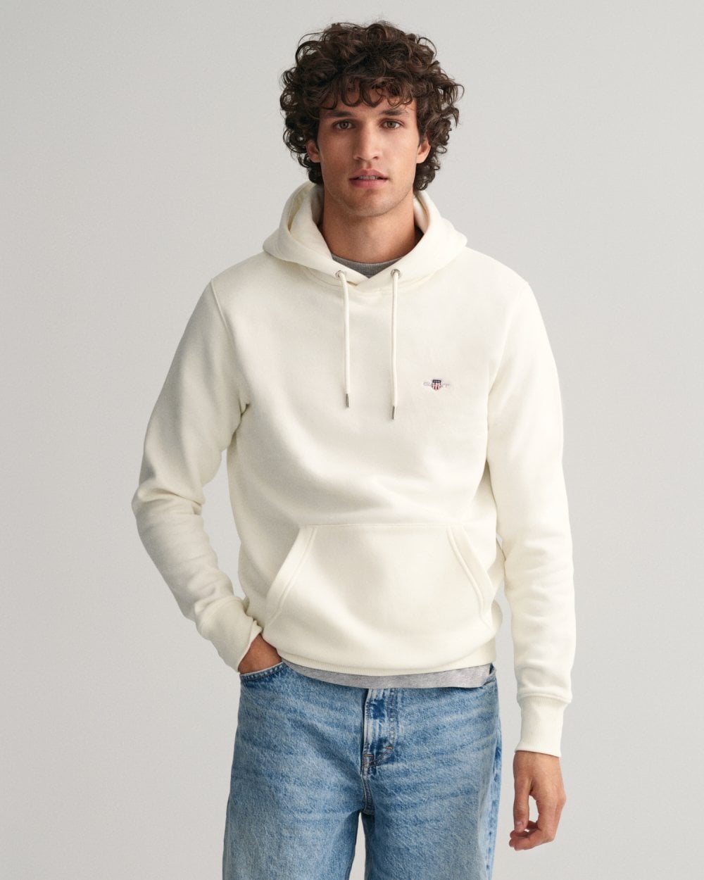 GANT Mens Regular Fit Shield Logo Pullover Hoodie 113 Eggshell – CHO