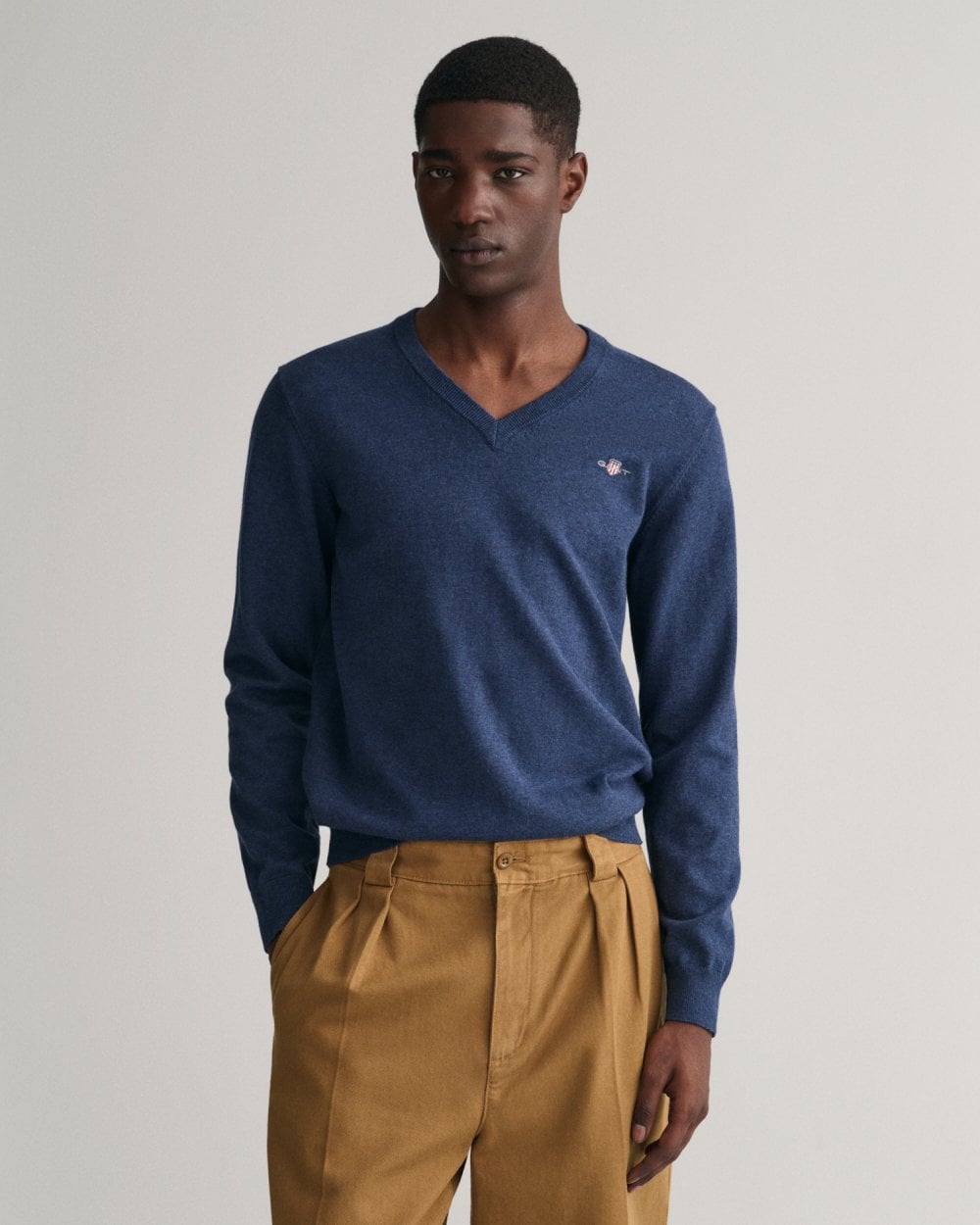 GANT Mens Classic Cotton V-Neck Jumper - 902 Dark Jeansblue Melange