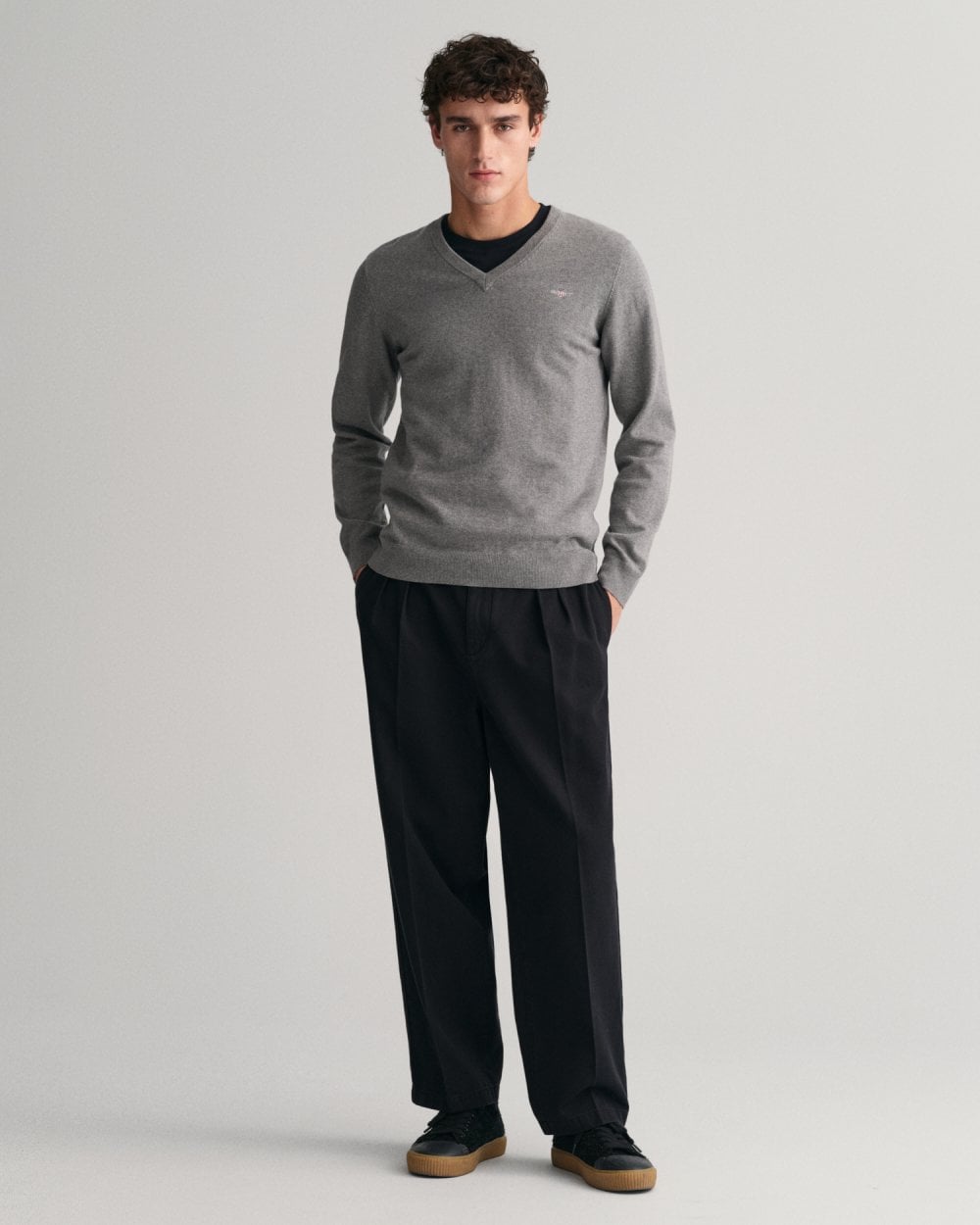 GANT Mens Classic Cotton V-Neck Jumper - 92 Dark Grey Melange