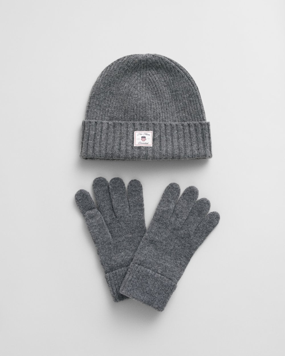 GANT Mens Beanie & Gloves Gift Set