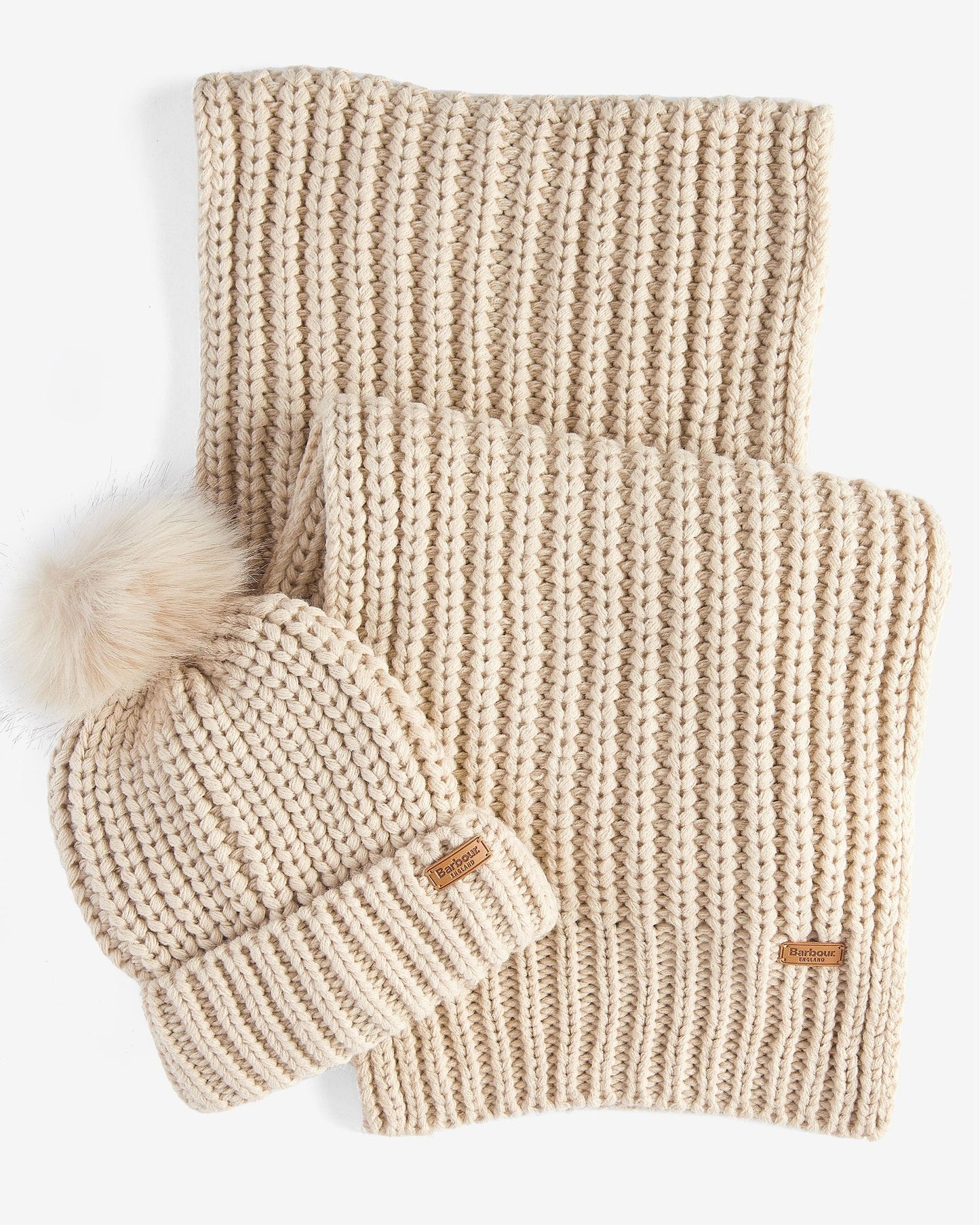 Barbour Saltburn Beanie & Scarf Gift Set - Pearl