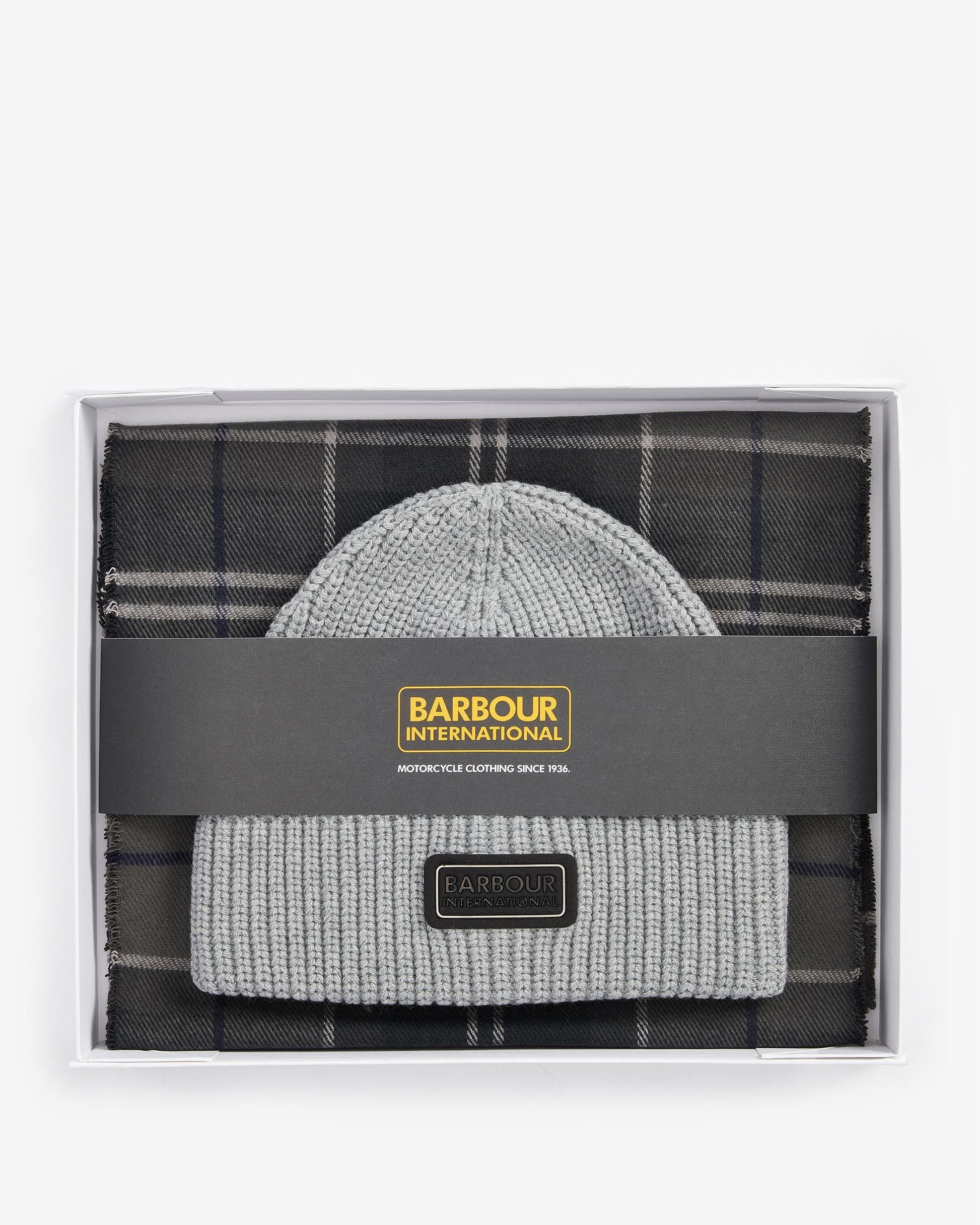 Barbour International Sweeper Mens Beanie & Scarf Gift Set