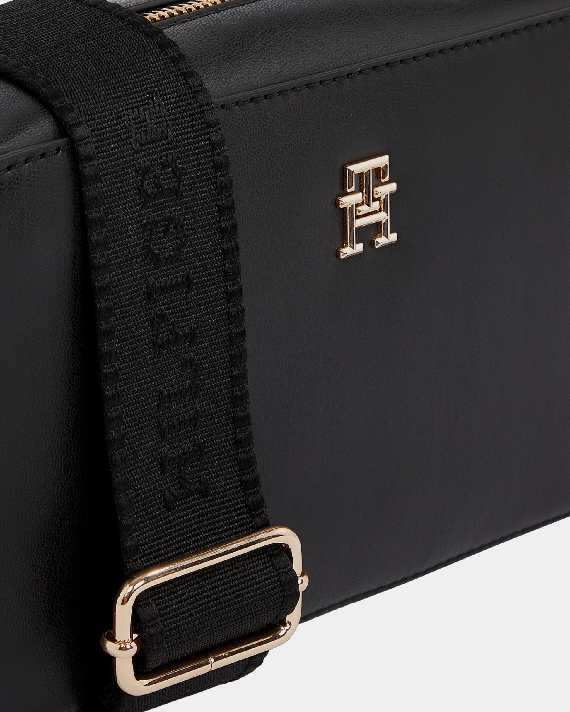 Tommy Hilfiger TH Monotype Womens Camera Bag