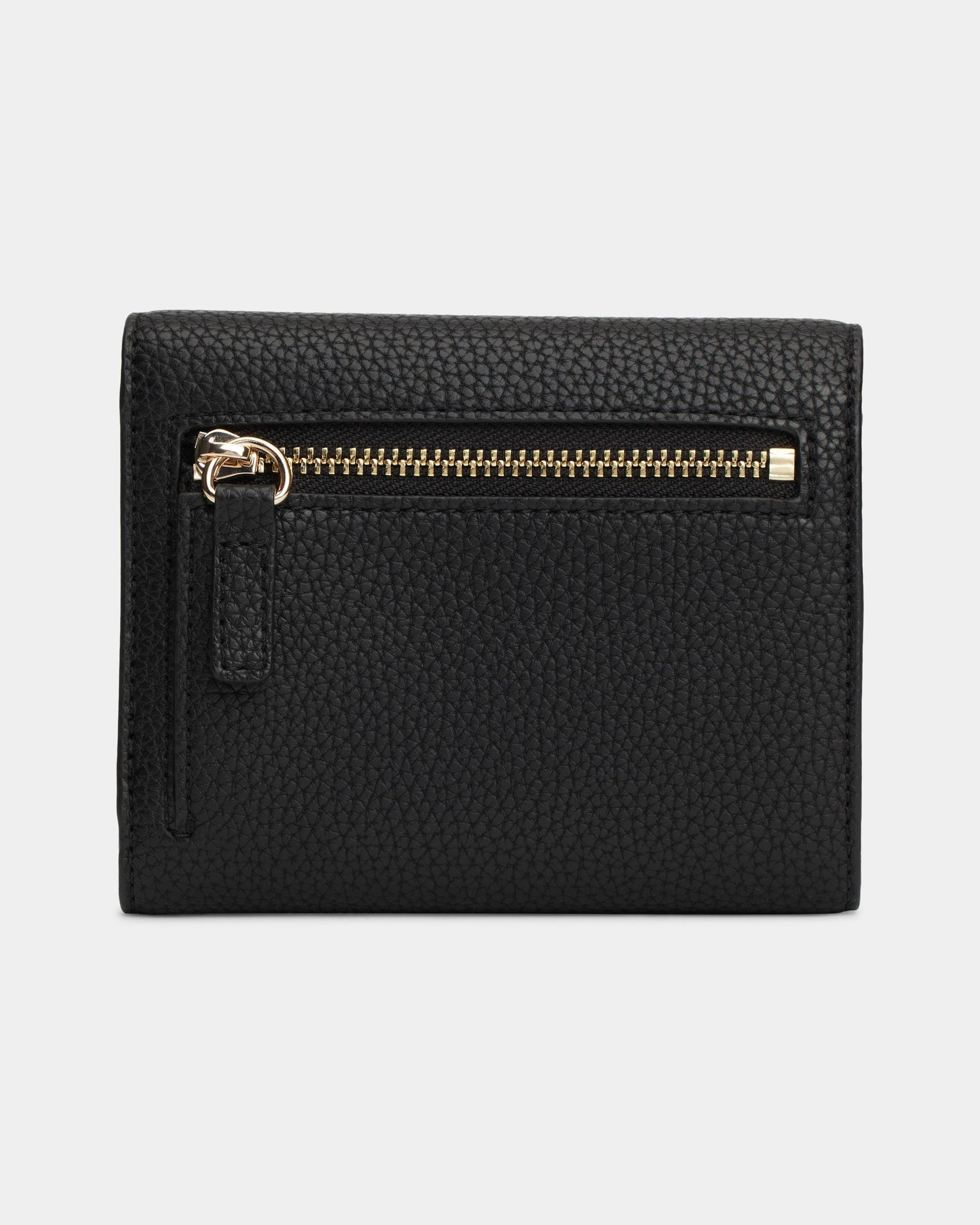 Tommy Hilfiger TH Heritage Womens Medium Flap Latch Purse