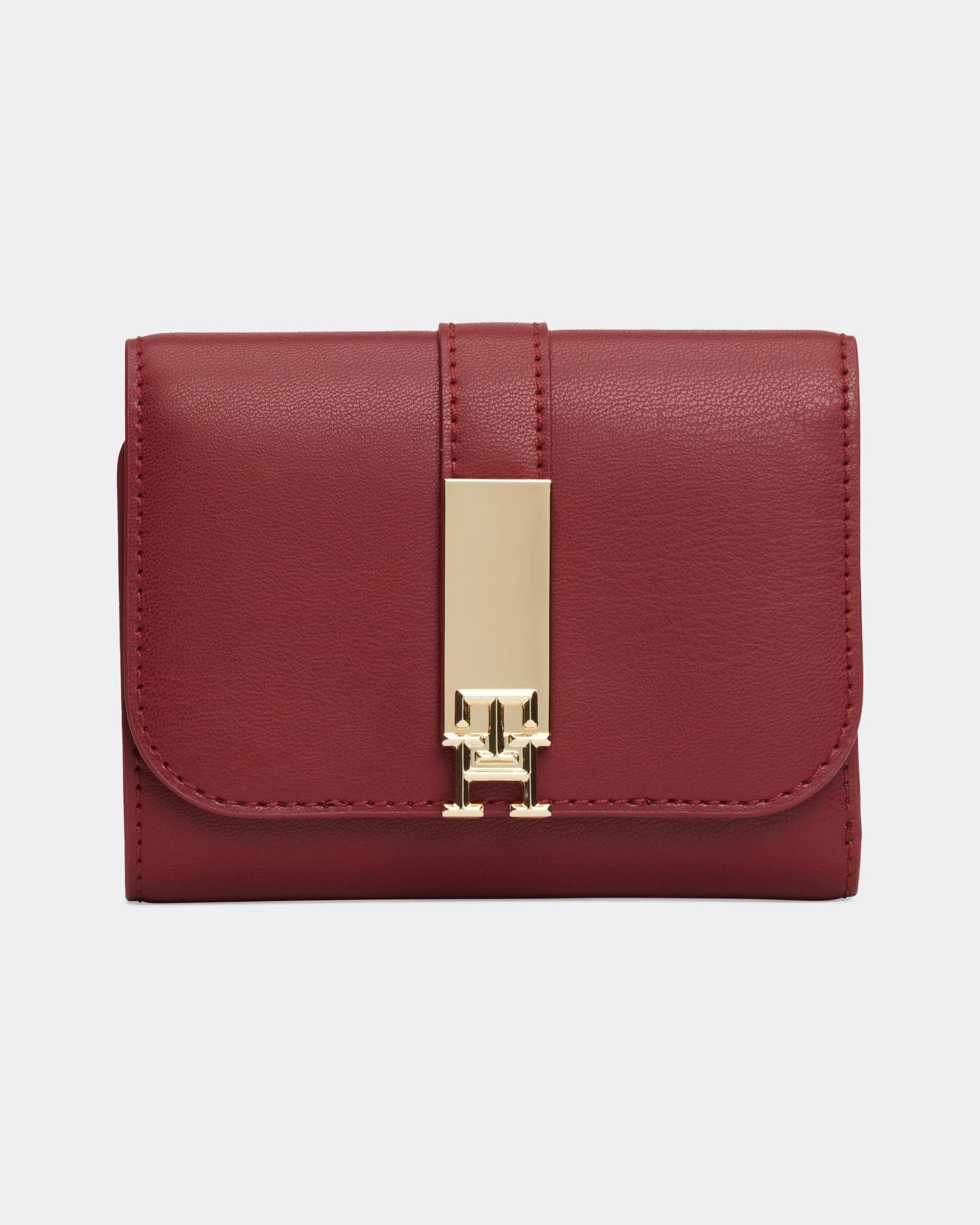 Tommy Hilfiger TH Heritage Womens Medium Flap Purse