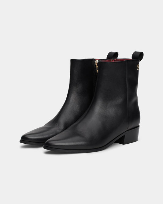 Tommy Hilfiger Low-Heel Cowboy Womens Flat Leather Boots